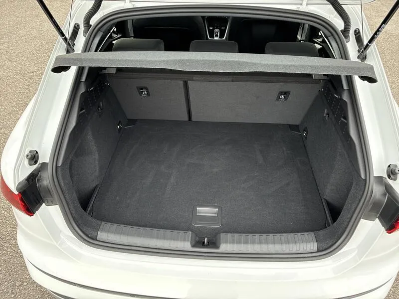 Audi A3 30 TFSI Advanced 1.5 TFSI - foto 10