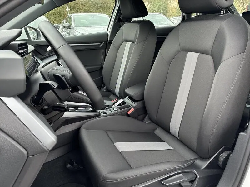 Audi A3 30 TFSI Advanced 1.5 TFSI - foto 15