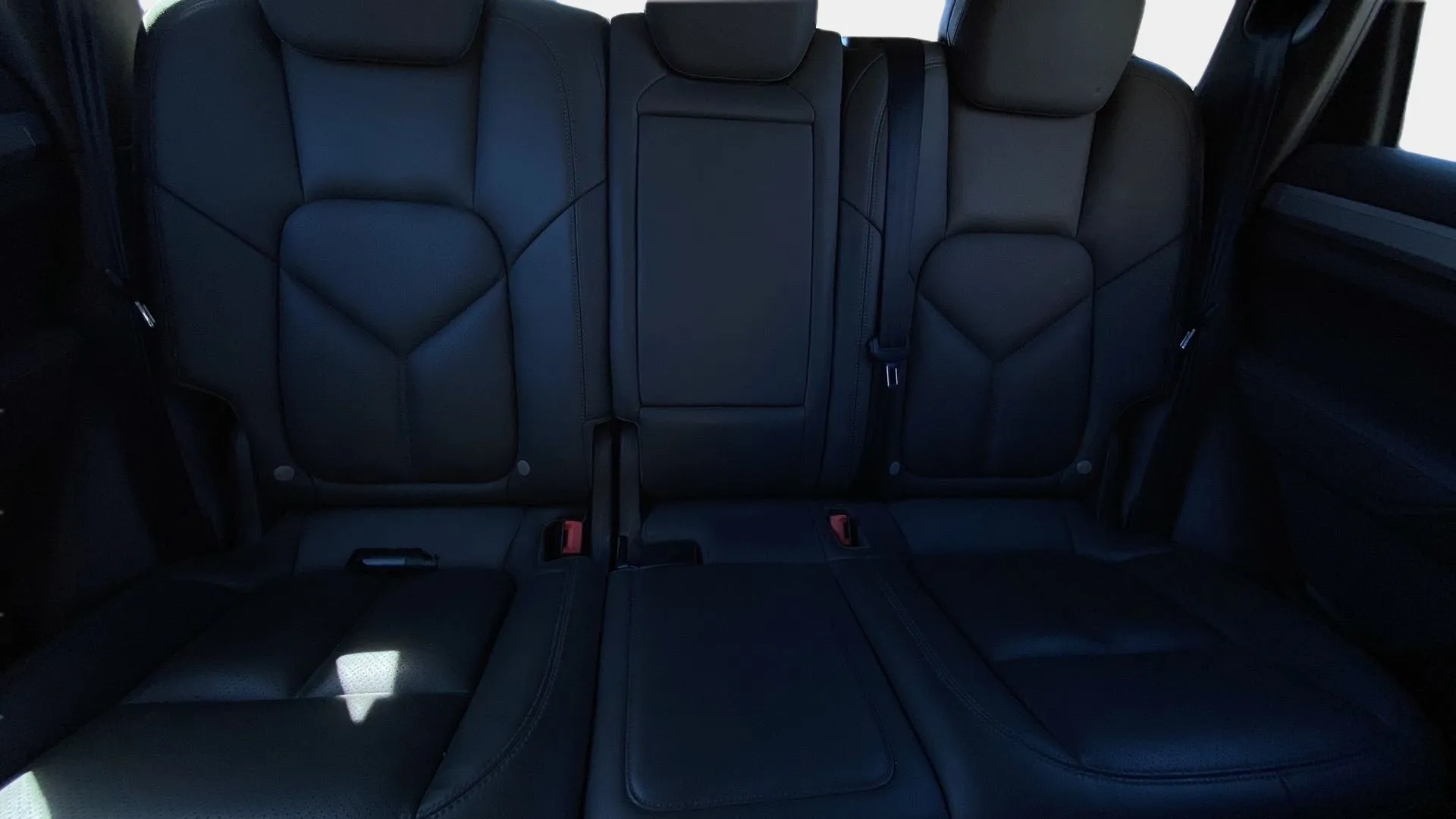 Porsche Cayenne S E-hybrid - foto 13