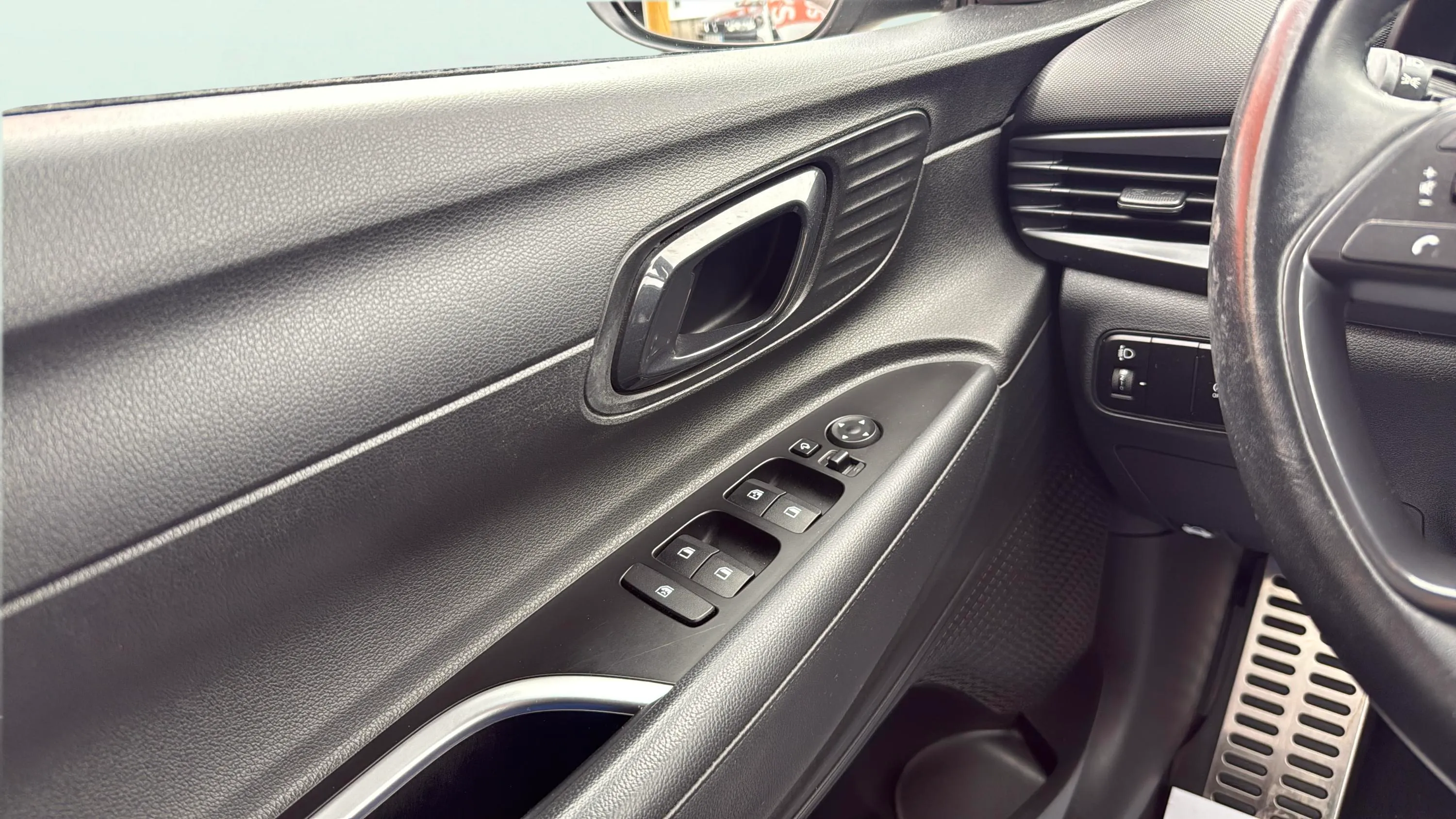 Hyundai Bayon 1.0 T-GDi Tecno - foto 23