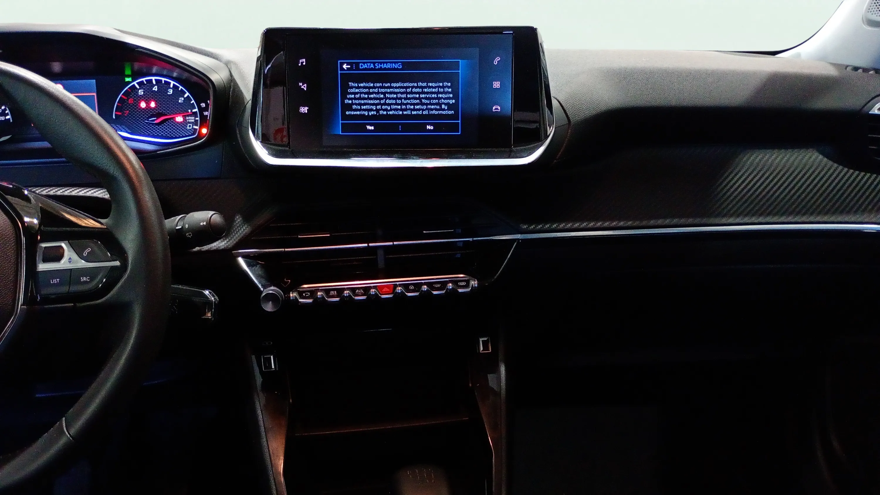 Peugeot 2008 Active Pack PureTech 100 BVM6 - foto 13