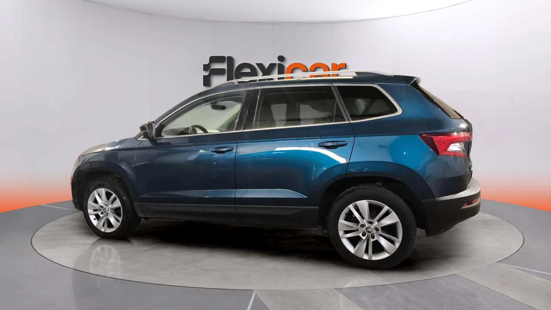 Škoda Karoq 1.0 TSI DSG Ambition - foto 4