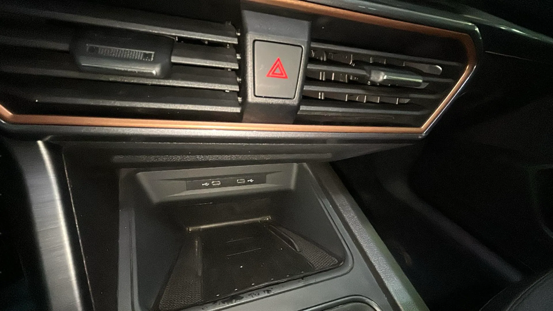 Cupra Formentor 1.5 TSI DSG - foto 19
