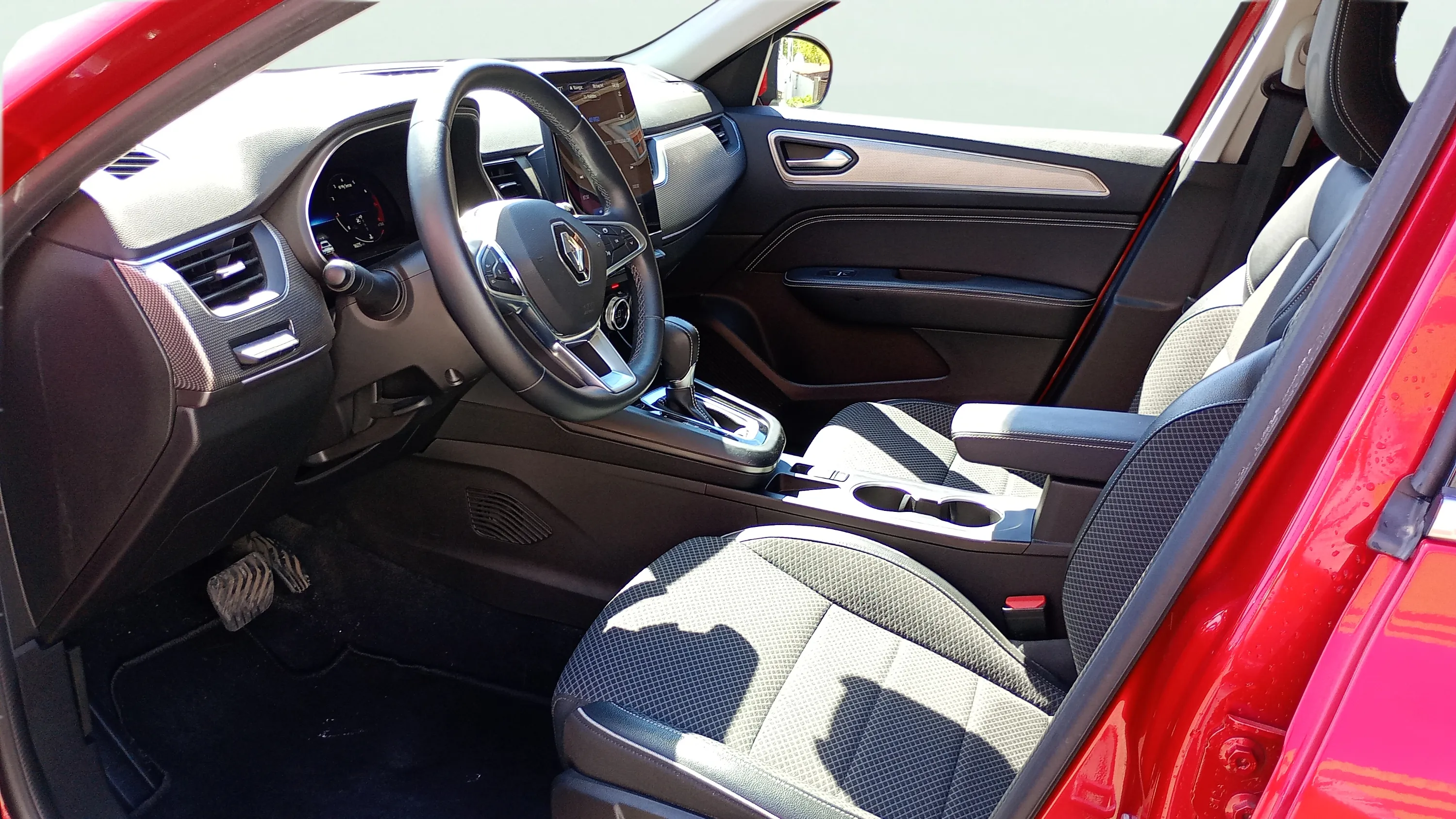 Renault Arkana Techno TCe EDC mild hybrid - foto 18