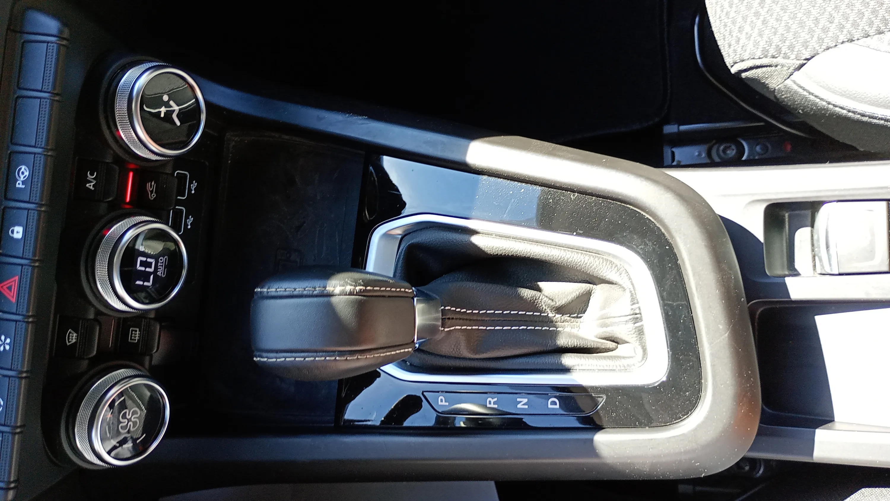 Renault Arkana Techno TCe EDC mild hybrid - foto 17