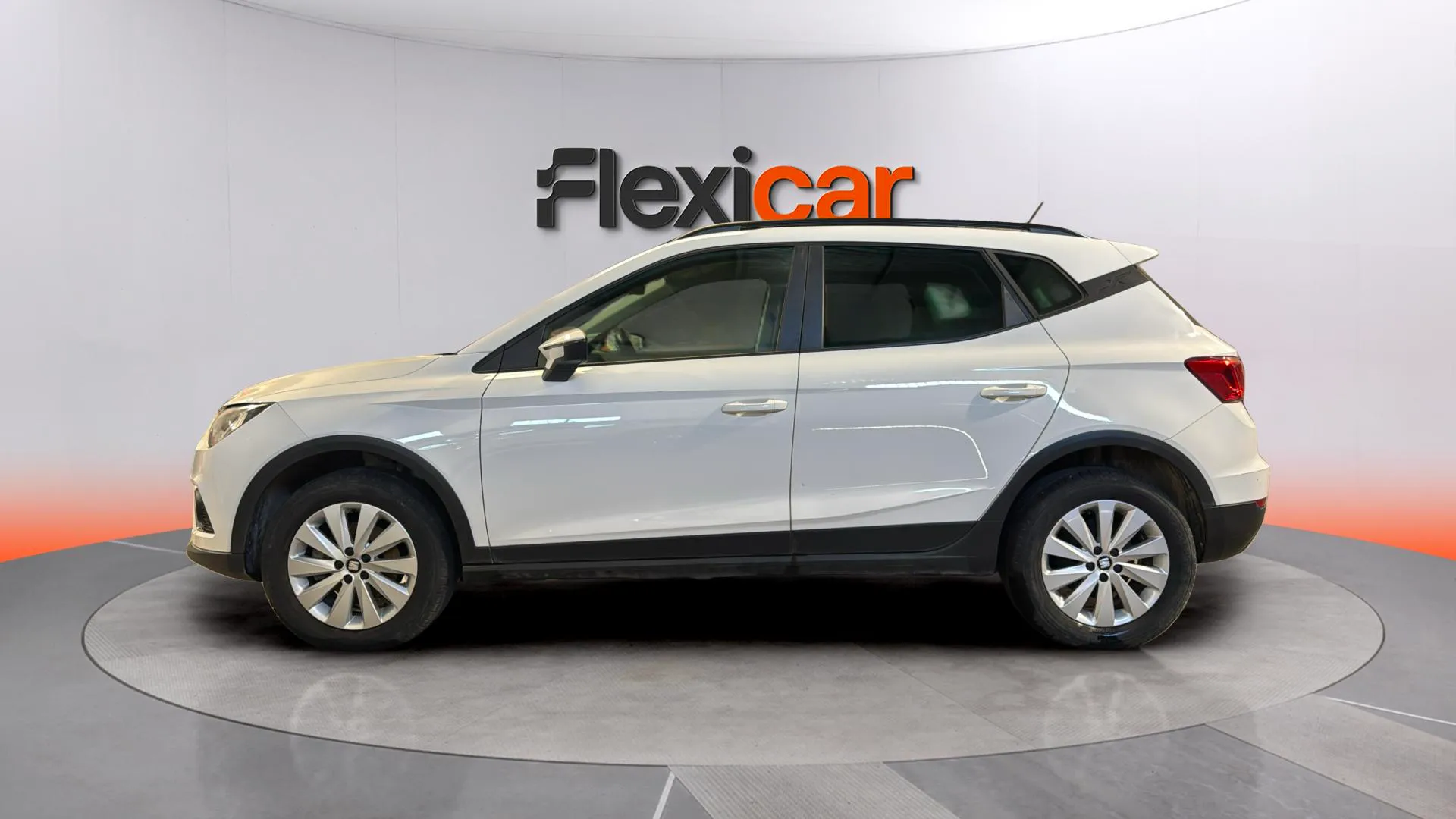 SEAT Arona 1.0 TSI Reference Plus Eco - foto 4