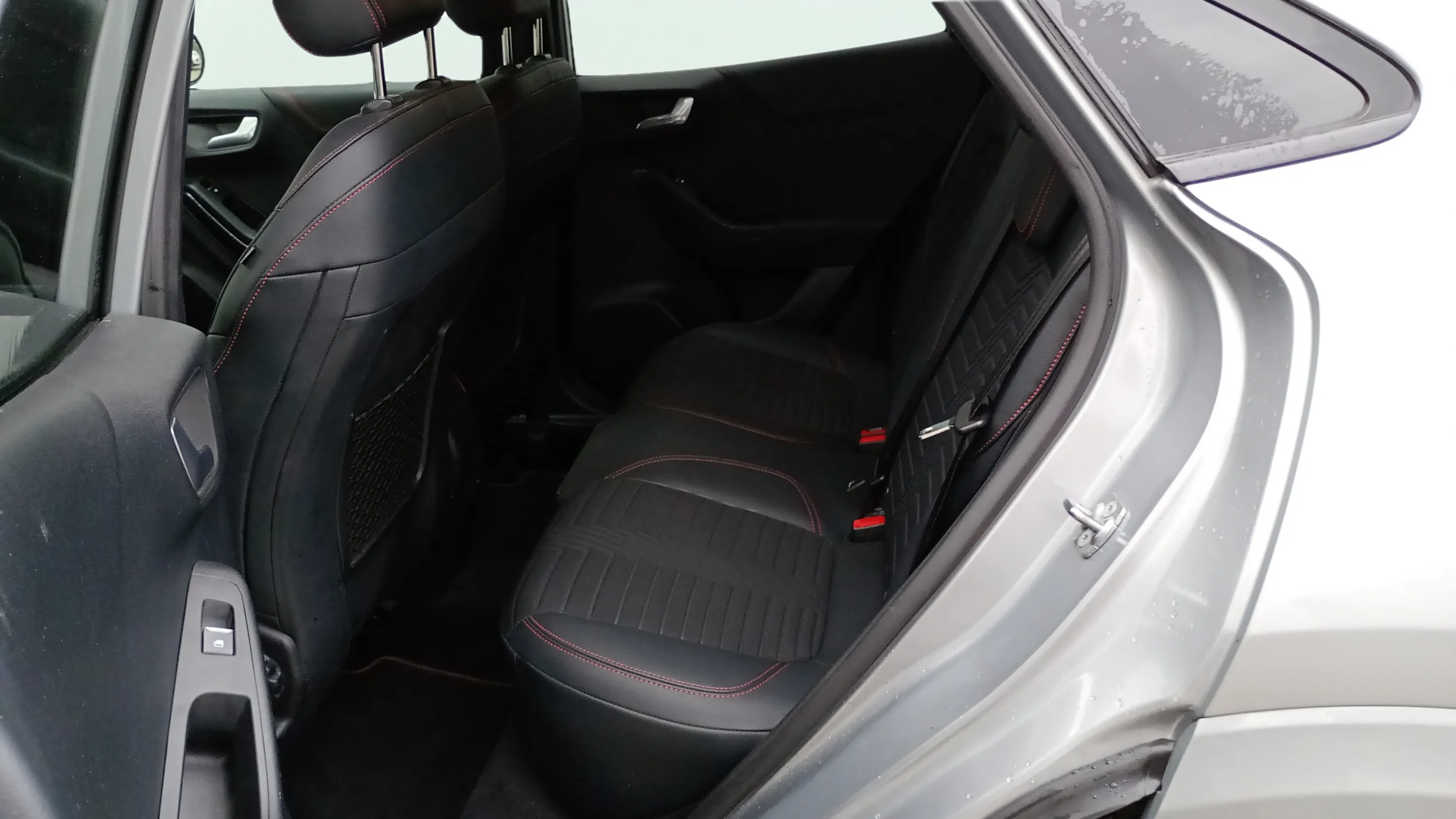 Ford Puma 1.0 EcoBoost ST-Line X MHEV - foto 22