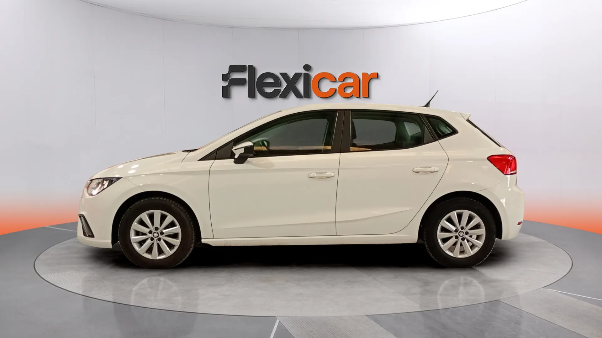 SEAT Ibiza 1.0 MPI Reference - foto 5