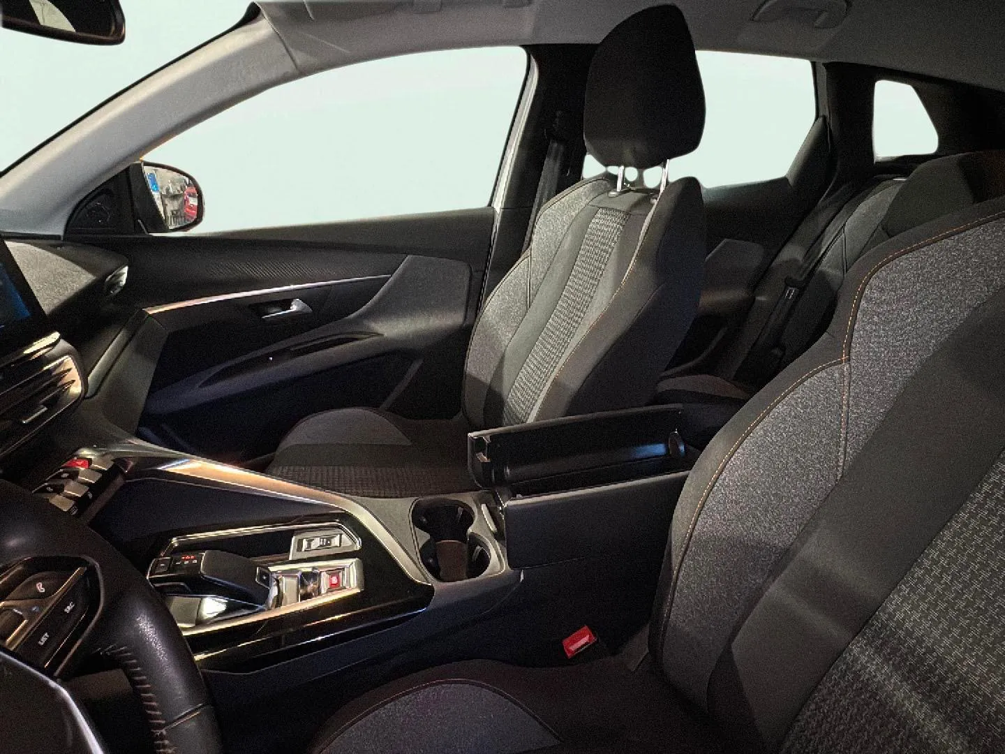 Peugeot 3008 1.2 PureTech Active Pack EAT8 - foto 19