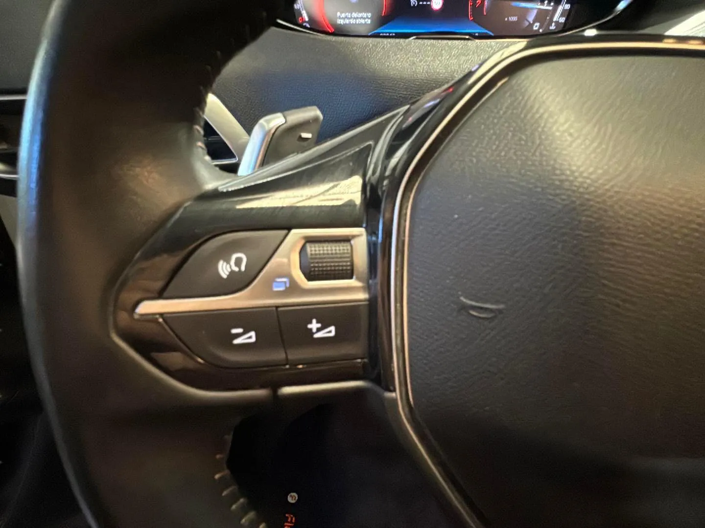 Peugeot 3008 1.2 PureTech Active Pack EAT8 - foto 17