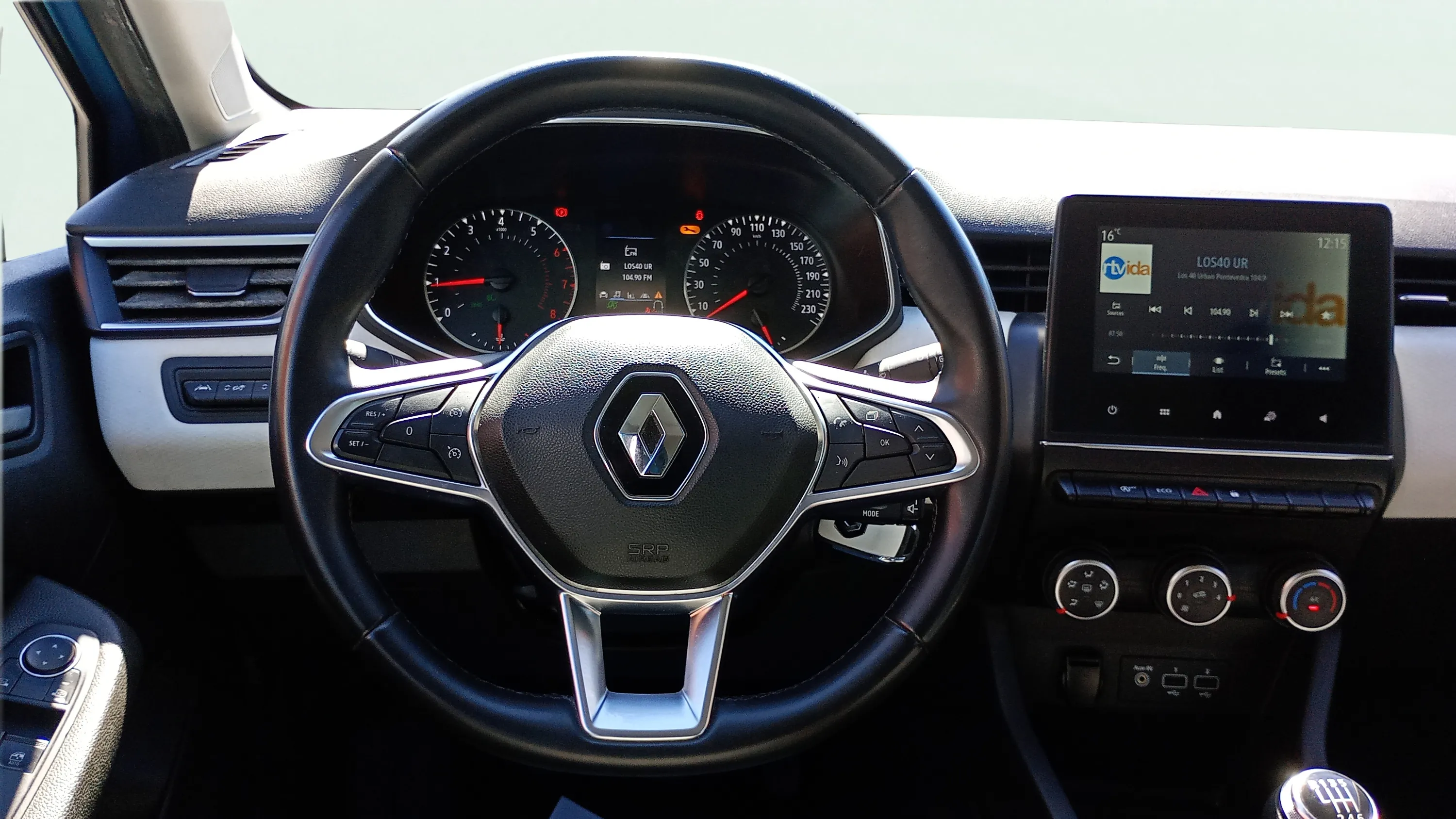 Renault Clio Serie limitada Limited TCe - foto 12