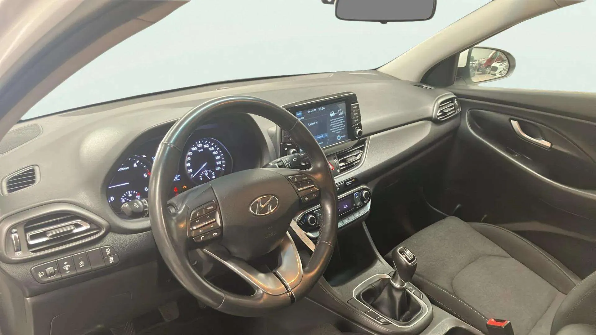 Hyundai i30 1.6 CRDi 48V Klass Fastback - foto 6