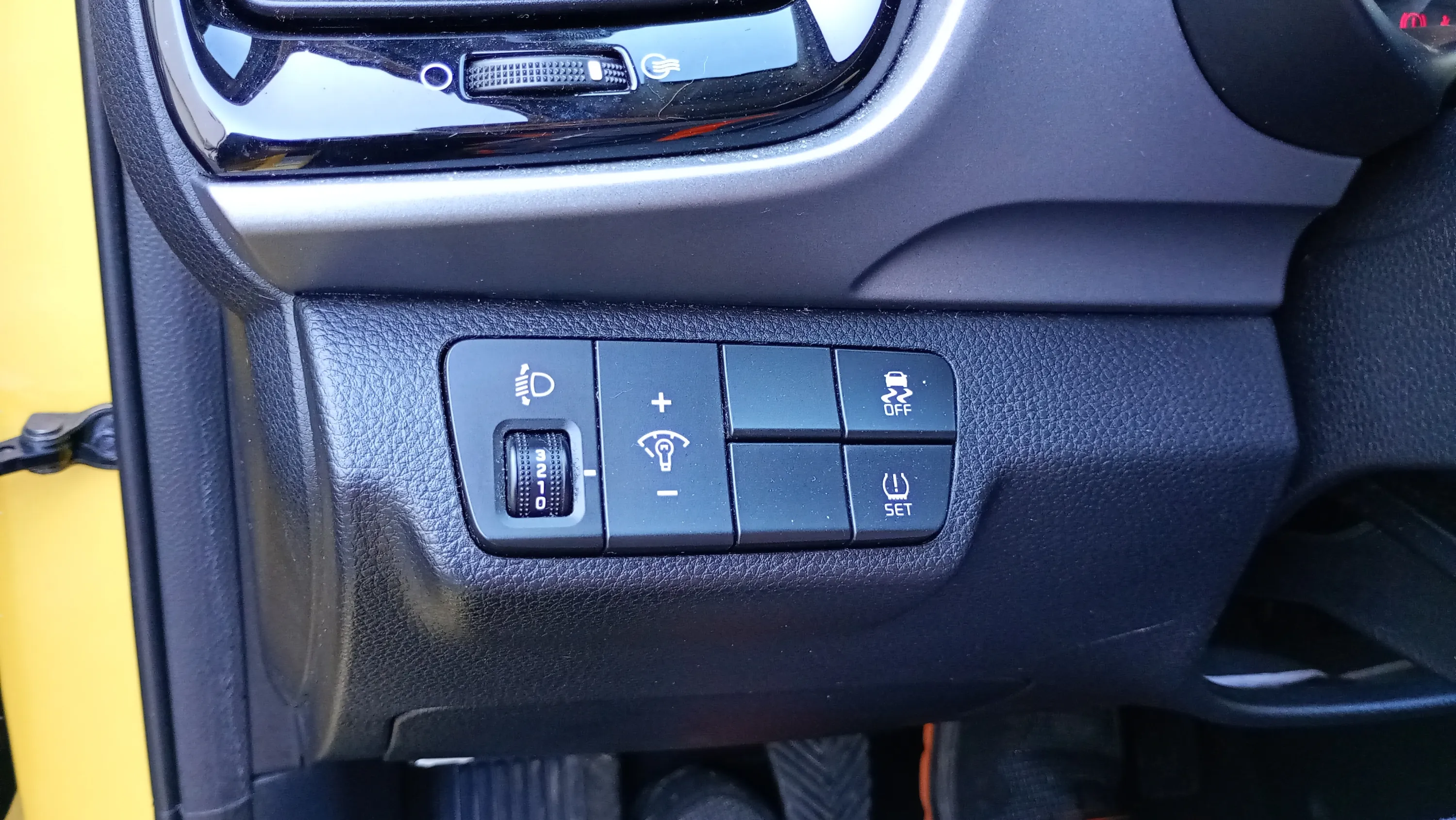 Kia Stonic 1.0 T-GDi Drive - foto 21
