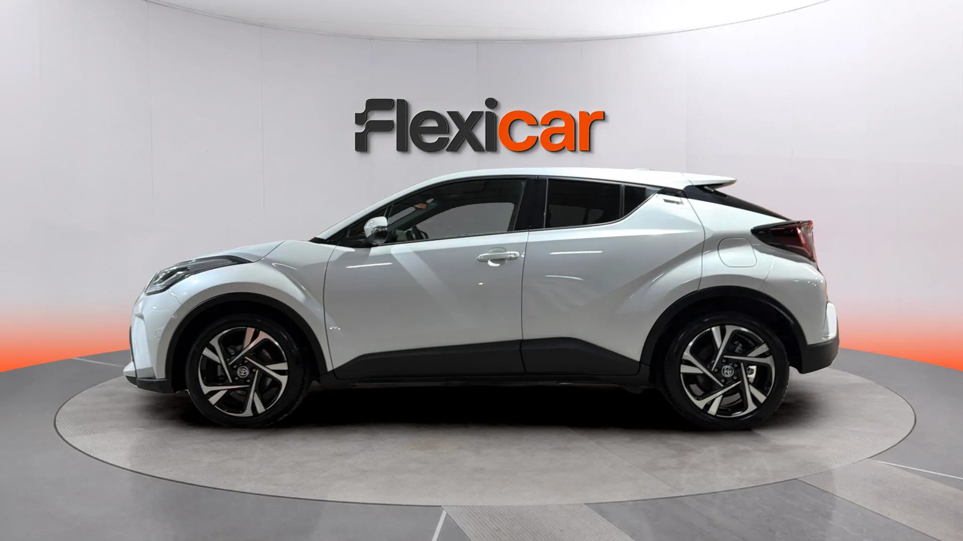 Toyota C-HR 2.0 180H Advance - foto 7