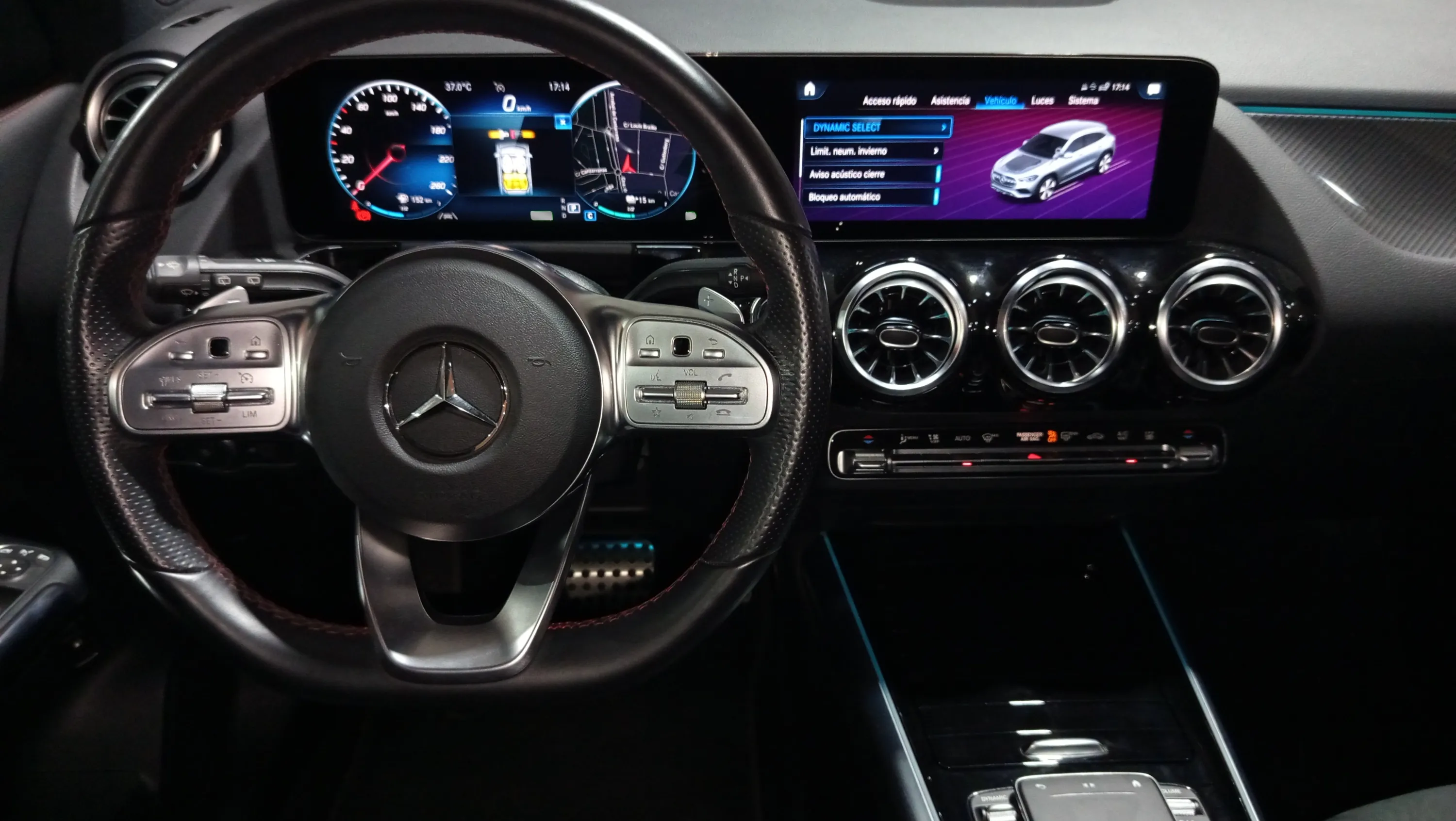 Mercedes-Benz GLA 250 e - foto 25