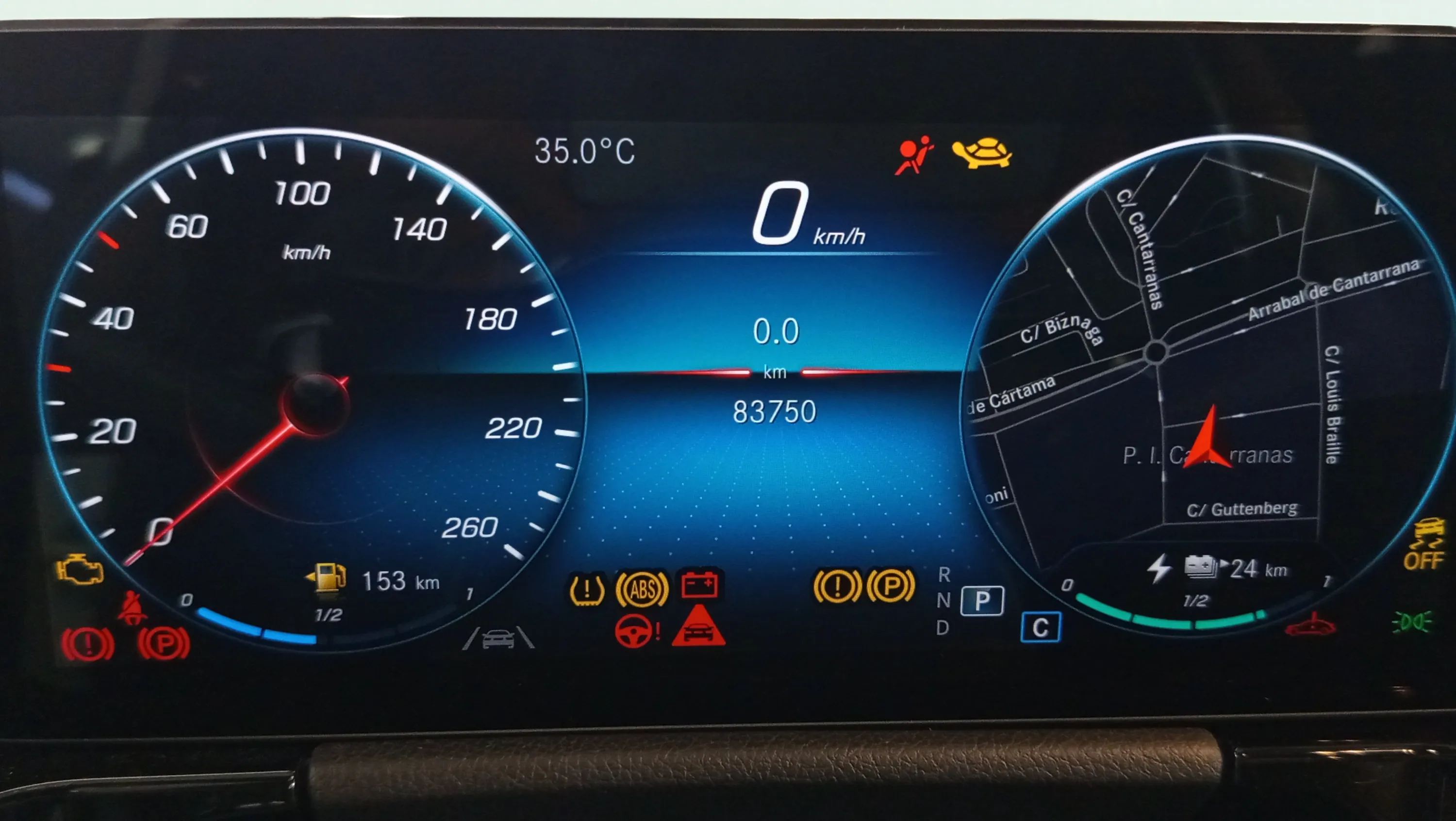 Mercedes-Benz GLA 250 e - foto 12