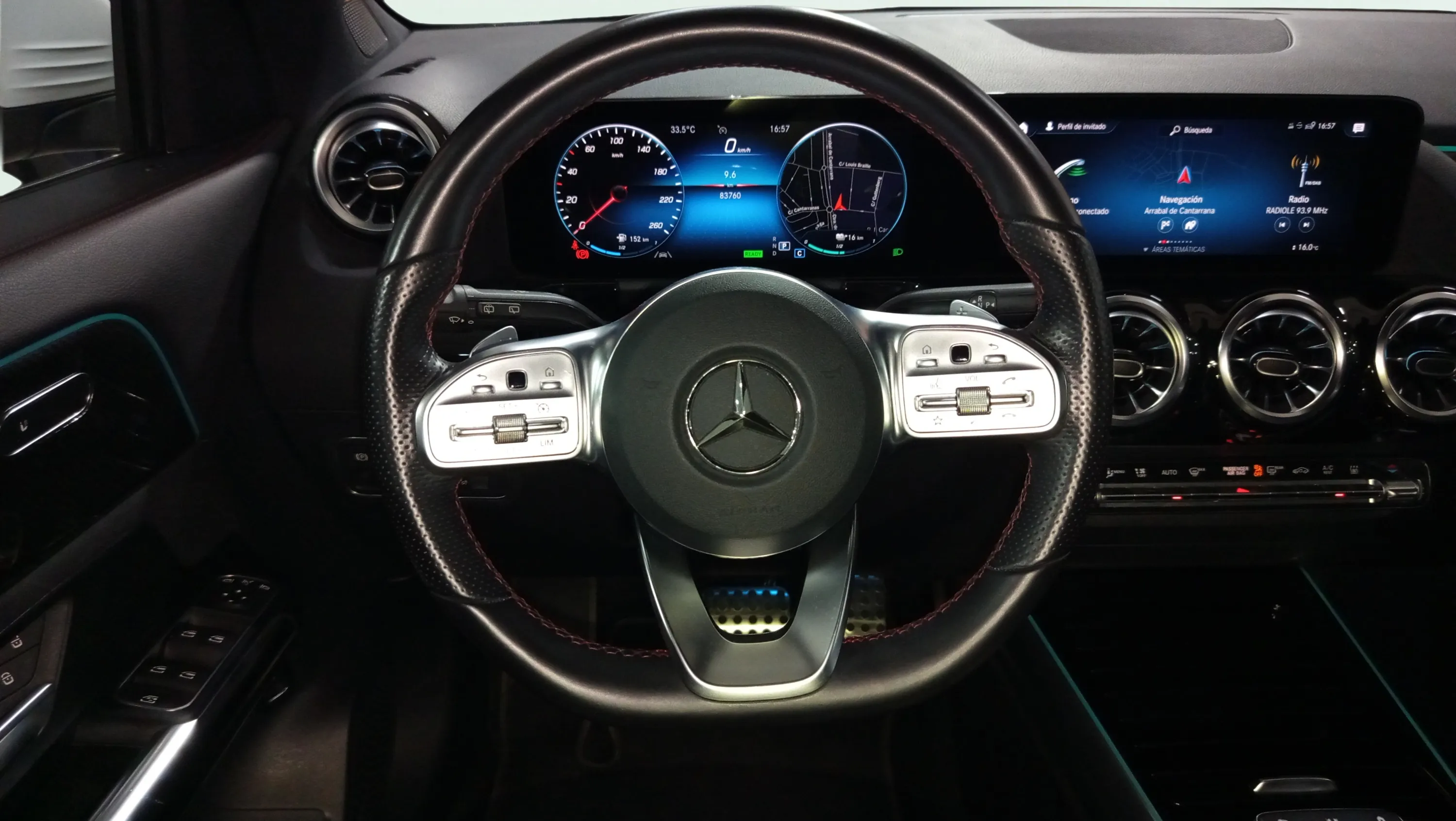 Mercedes-Benz GLA 250 e - foto 11