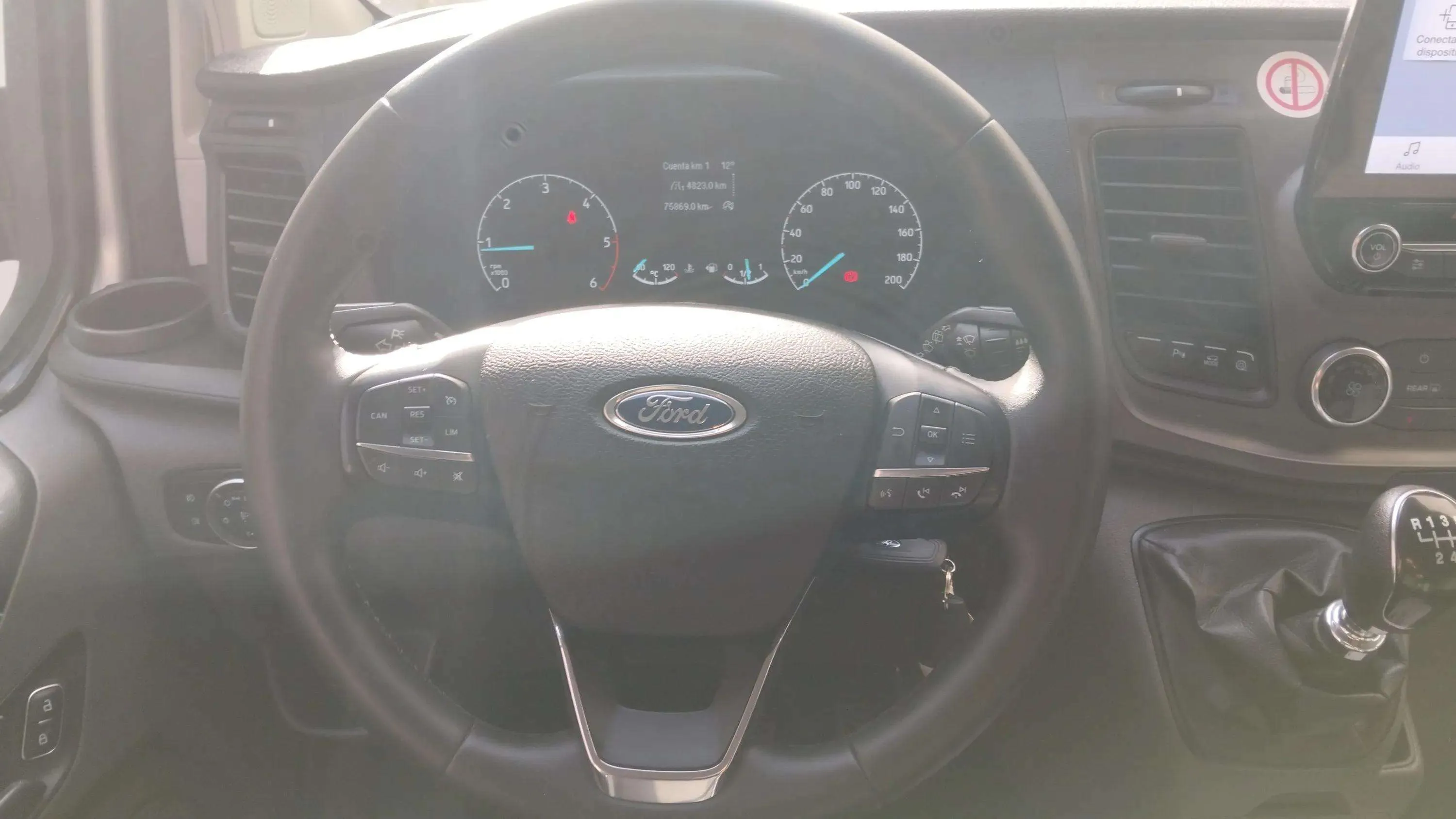 Ford Transit Custom - foto 12