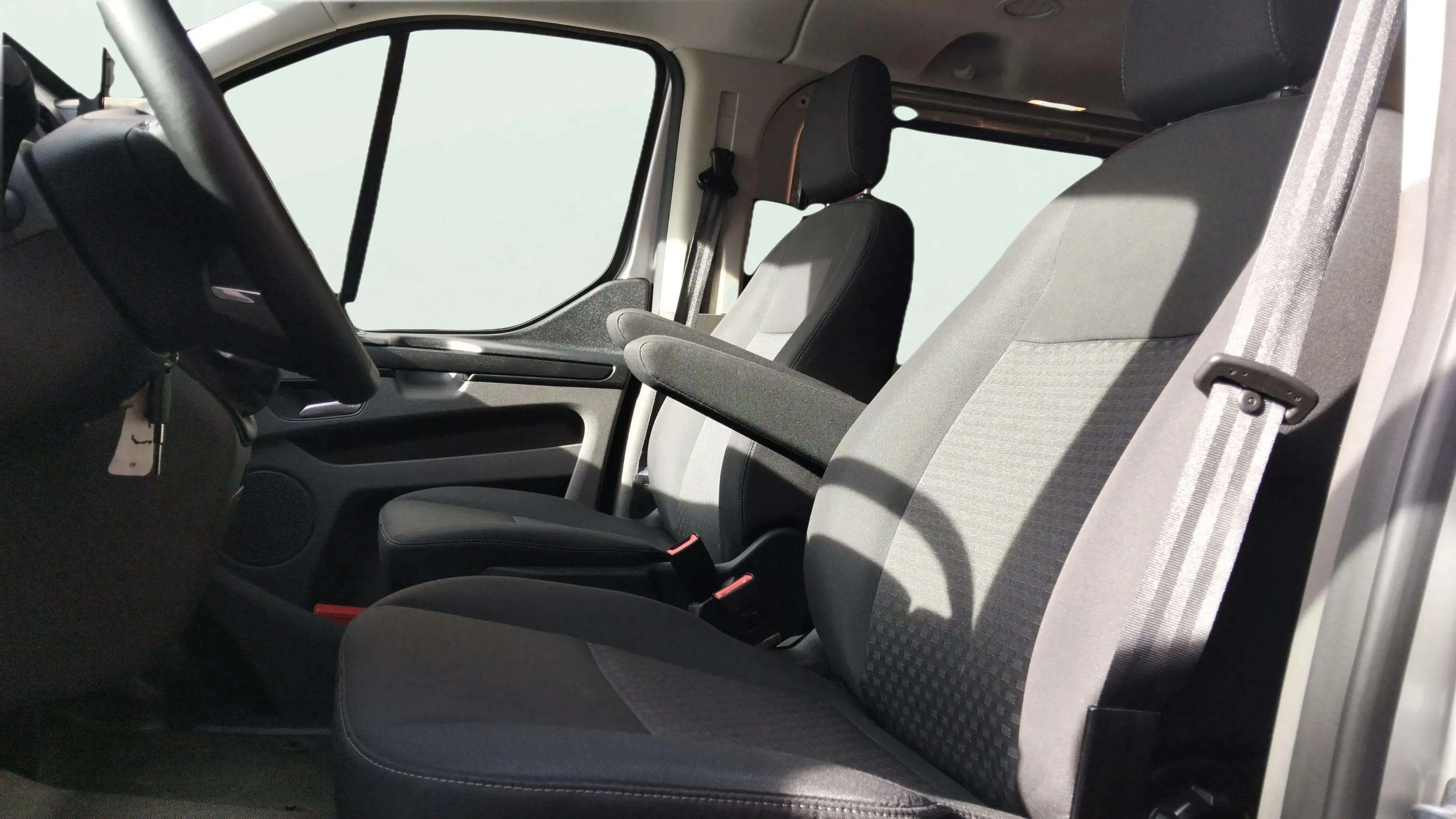 Ford Transit Custom - foto 6