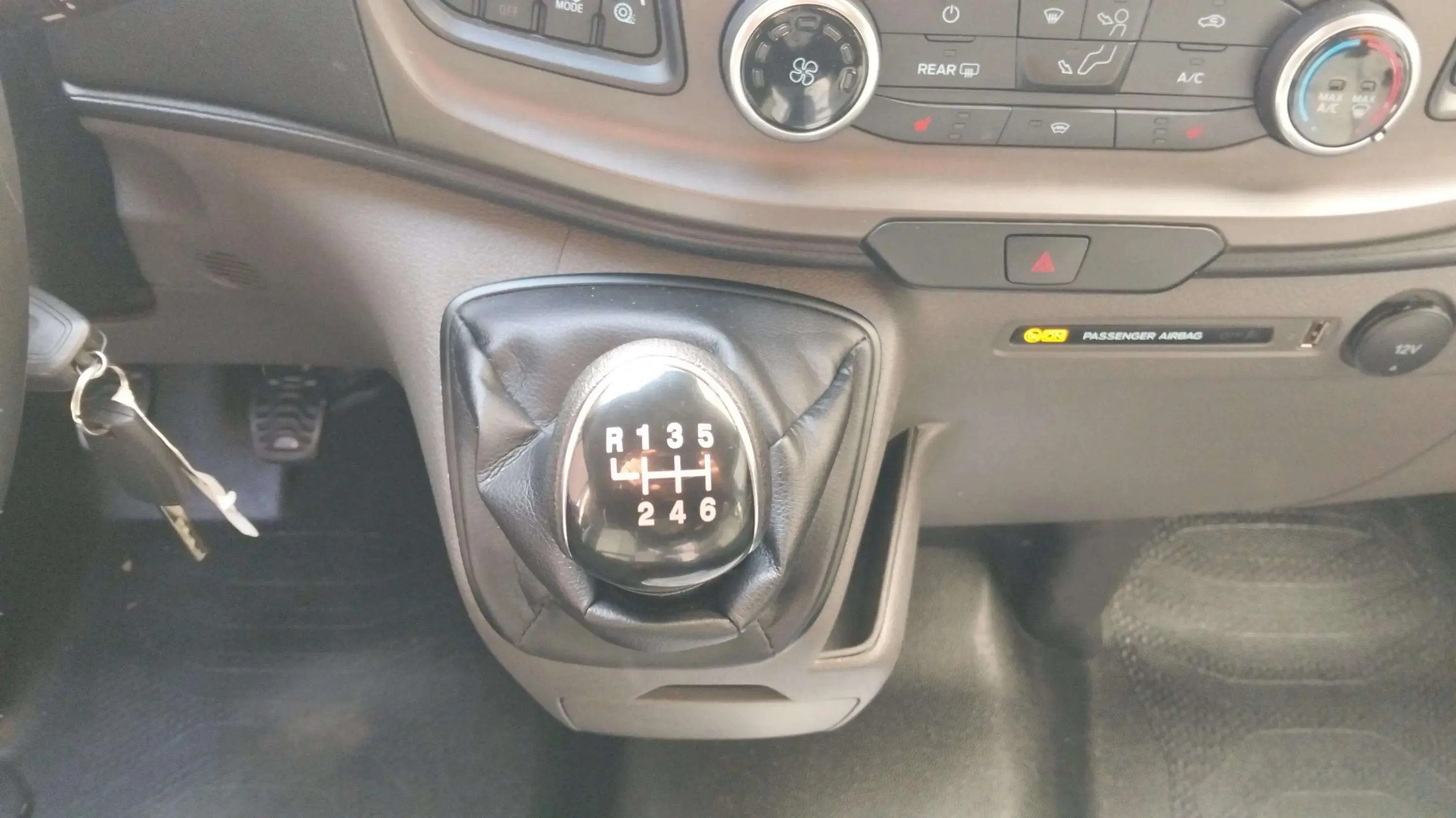 Ford Transit Custom - foto 13