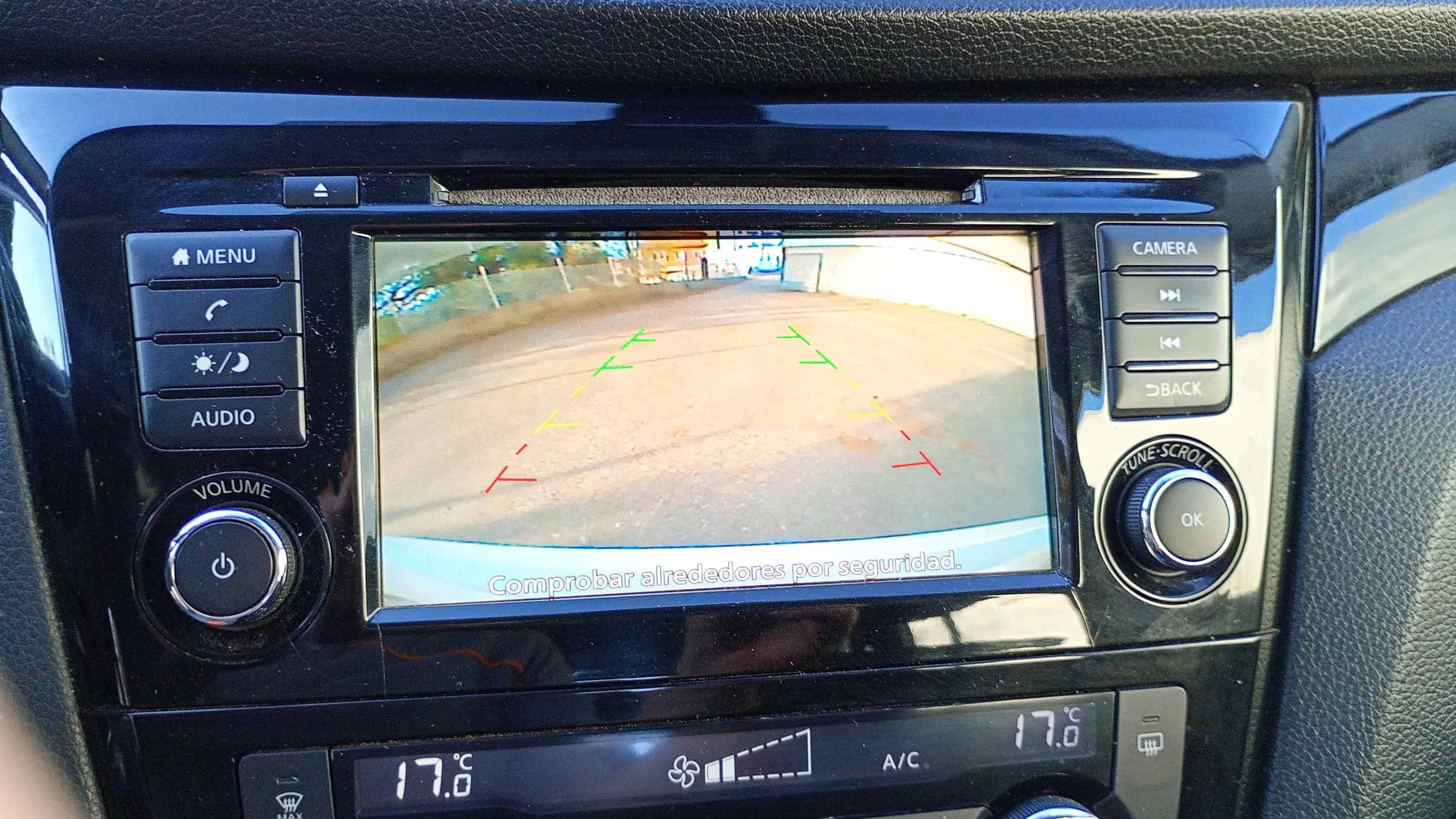 Nissan Qashqai dCi 4WD Acenta - foto 13