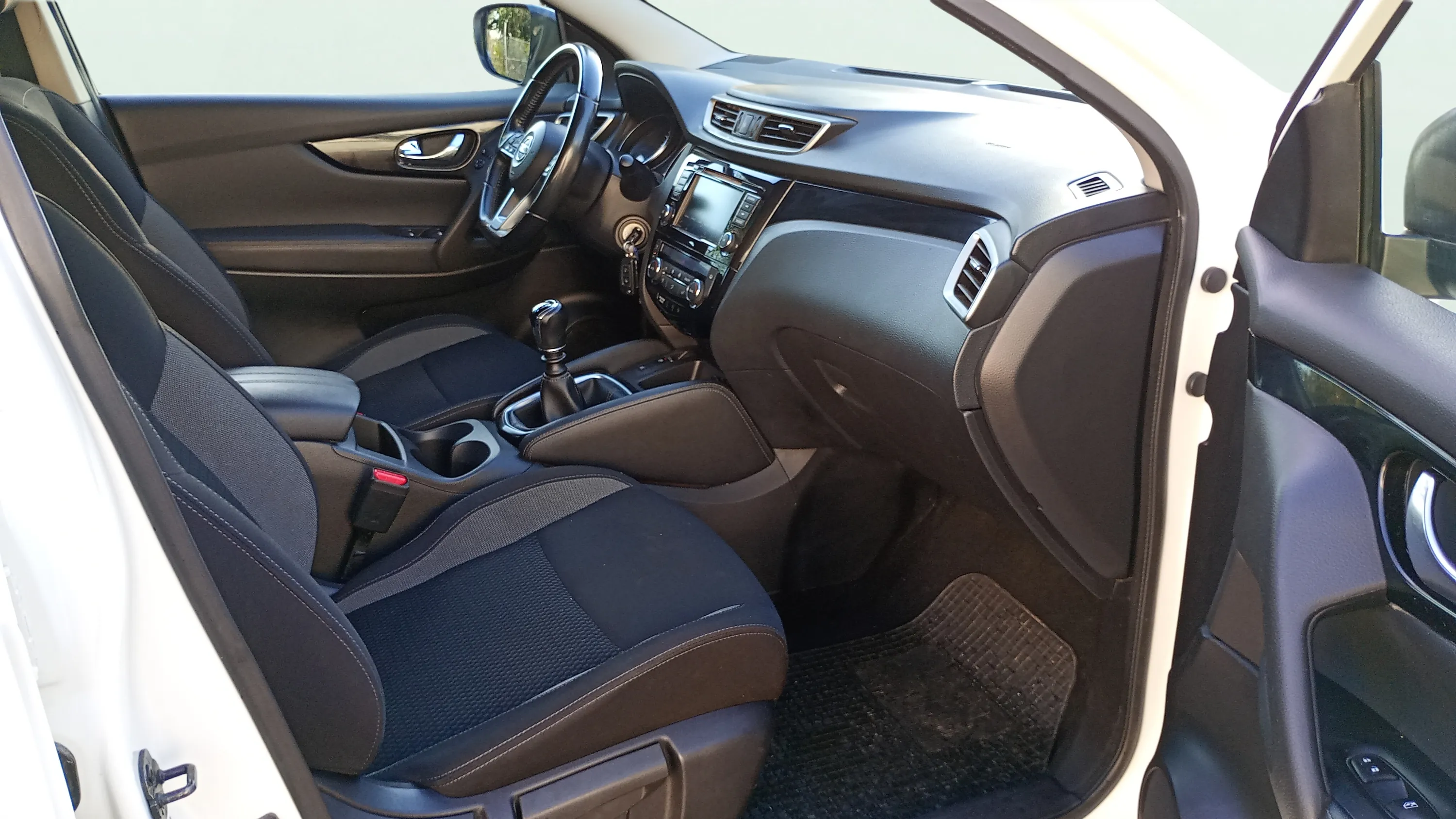 Nissan Qashqai dCi 4WD Acenta - foto 16