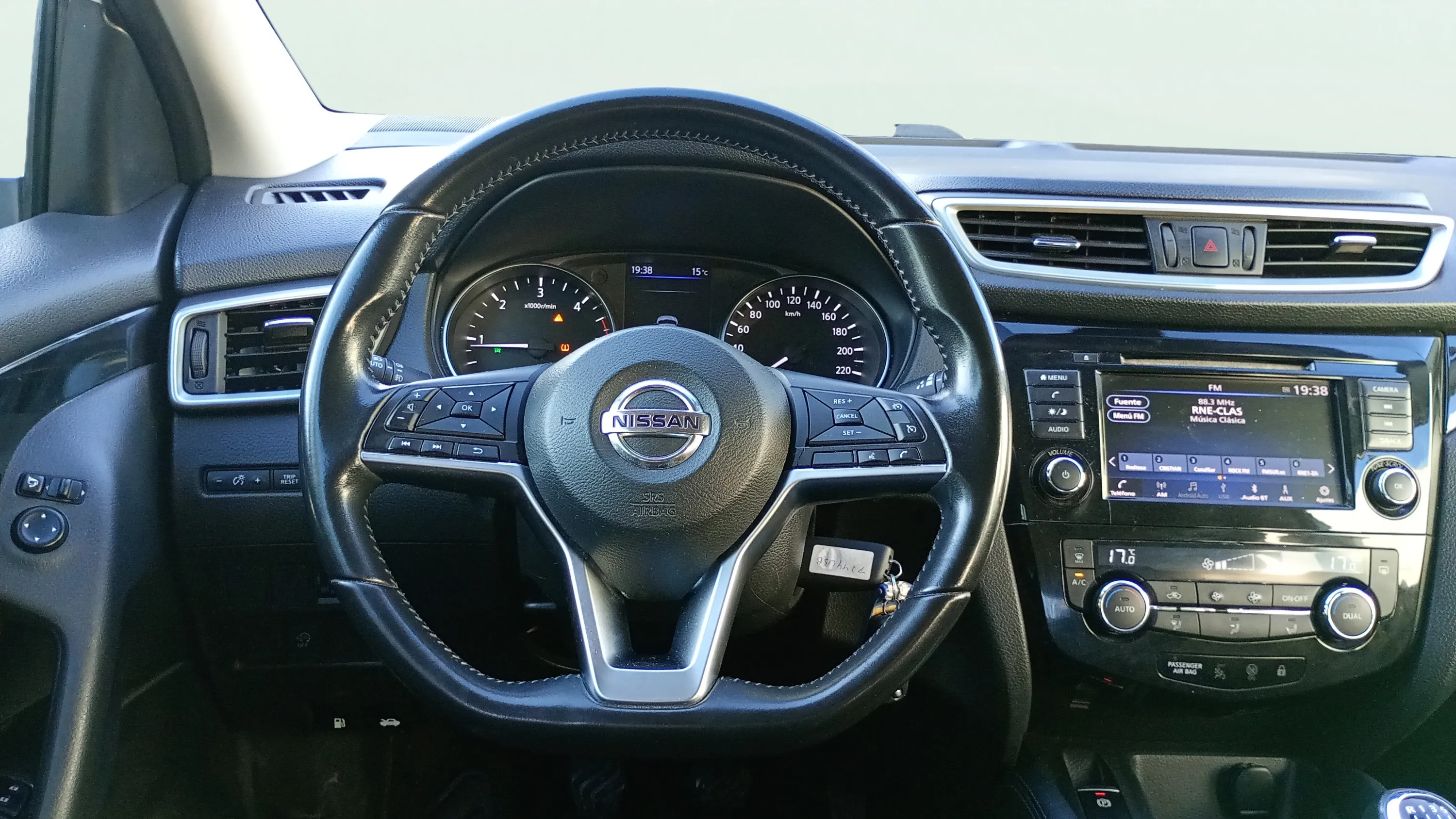 Nissan Qashqai dCi 4WD Acenta - foto 12