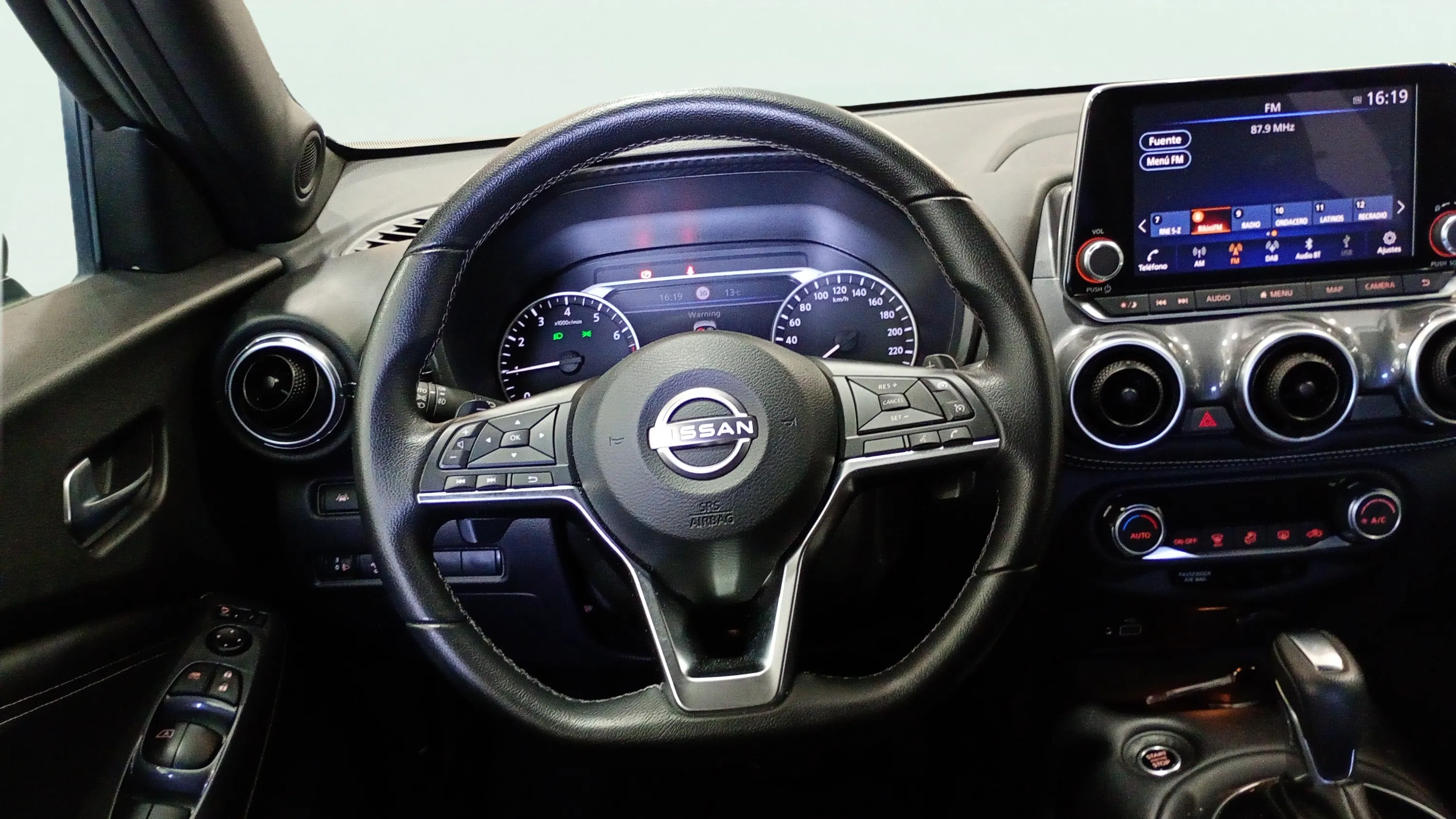 Nissan Juke DIG-T DCT Acenta - foto 10