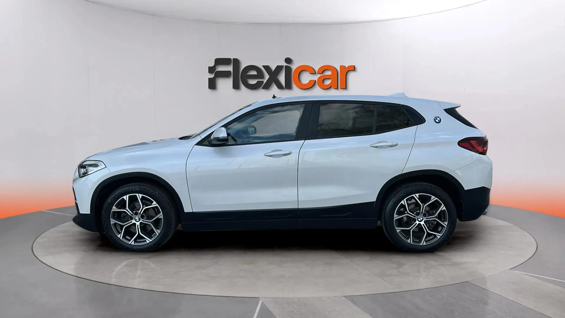 BMW X2 sDrive18i - foto 5