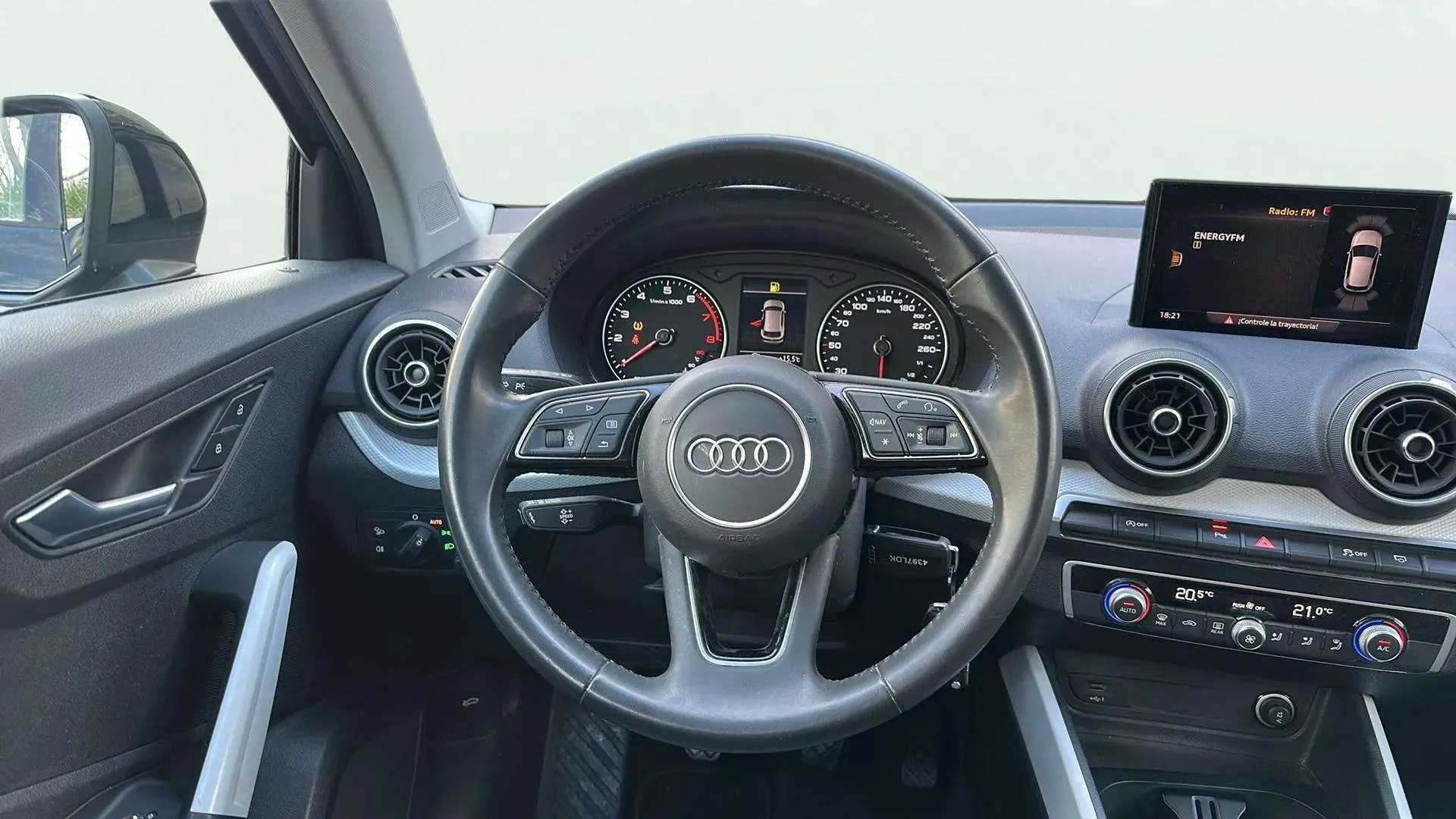 Audi Q2 Advanced 35 TFSI - foto 8