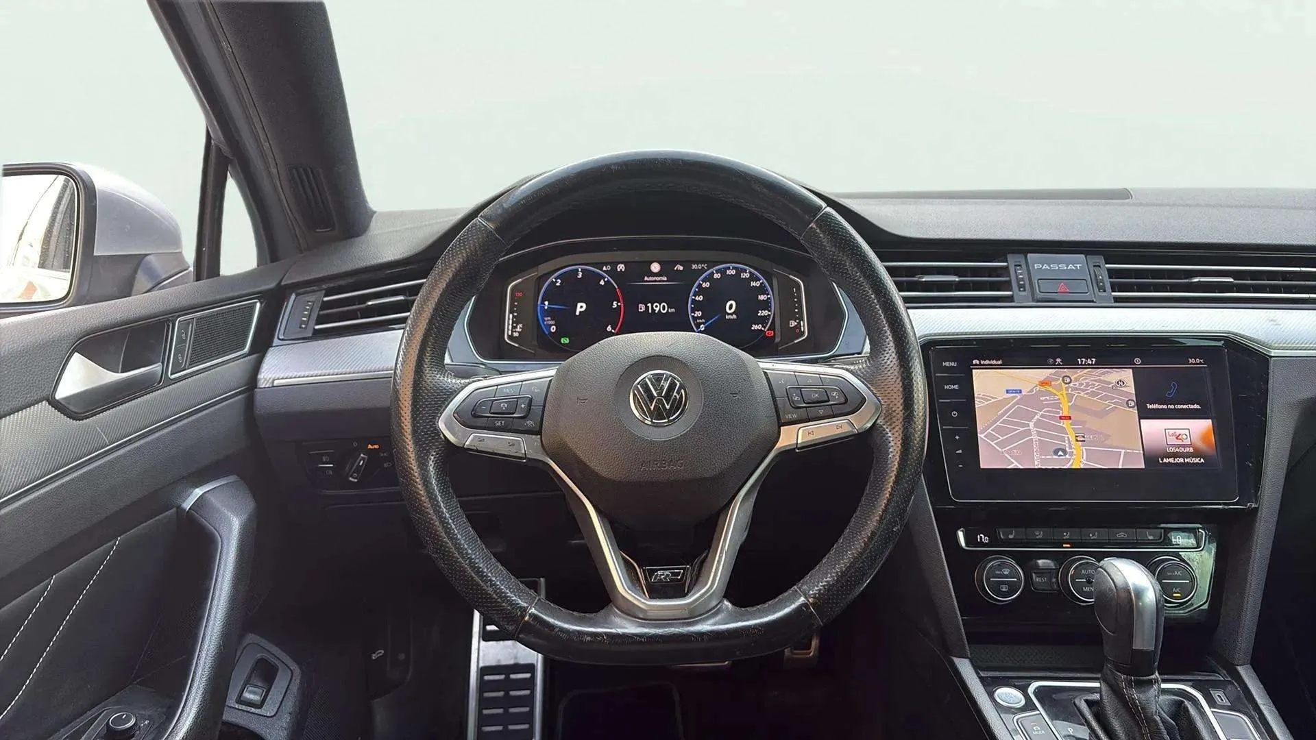 Volkswagen Passat Variant R-Line 2.0 TDI DSG - foto 9