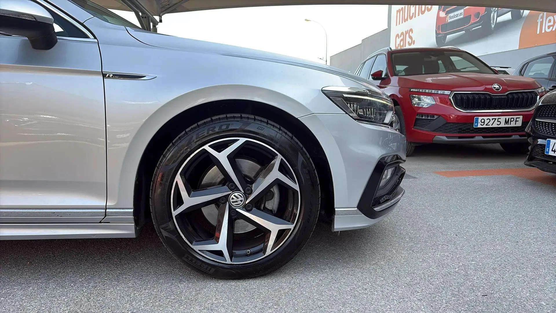 Volkswagen Passat Variant R-Line 2.0 TDI DSG - foto 14