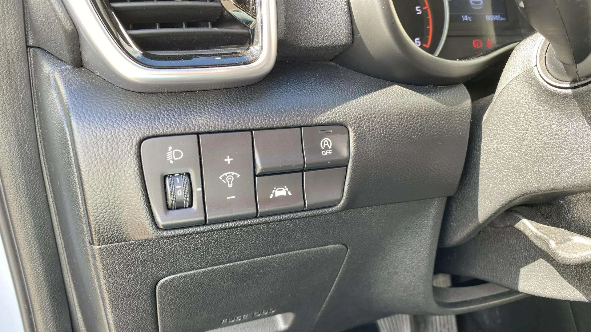 Kia Sportage 1.6 MHEV Drive 4x2 - foto 18