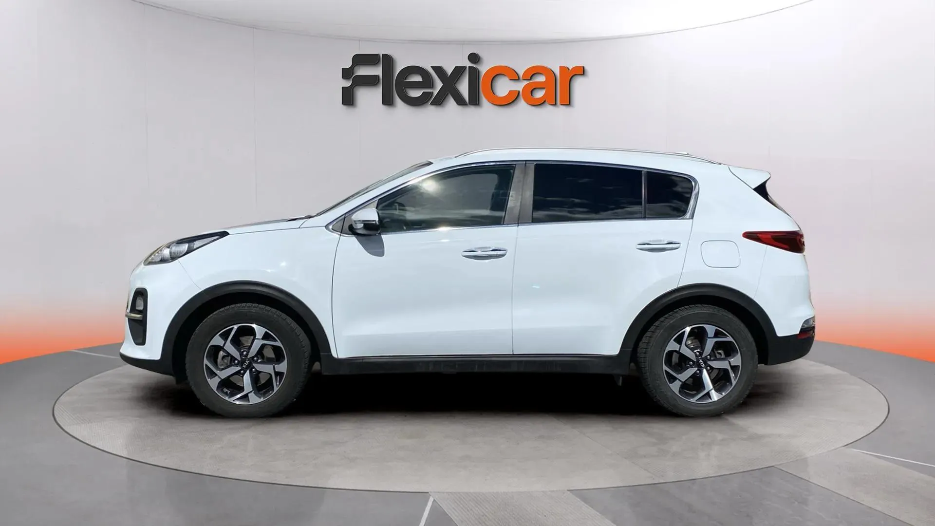 Kia Sportage 1.6 MHEV Drive 4x2 - foto 4