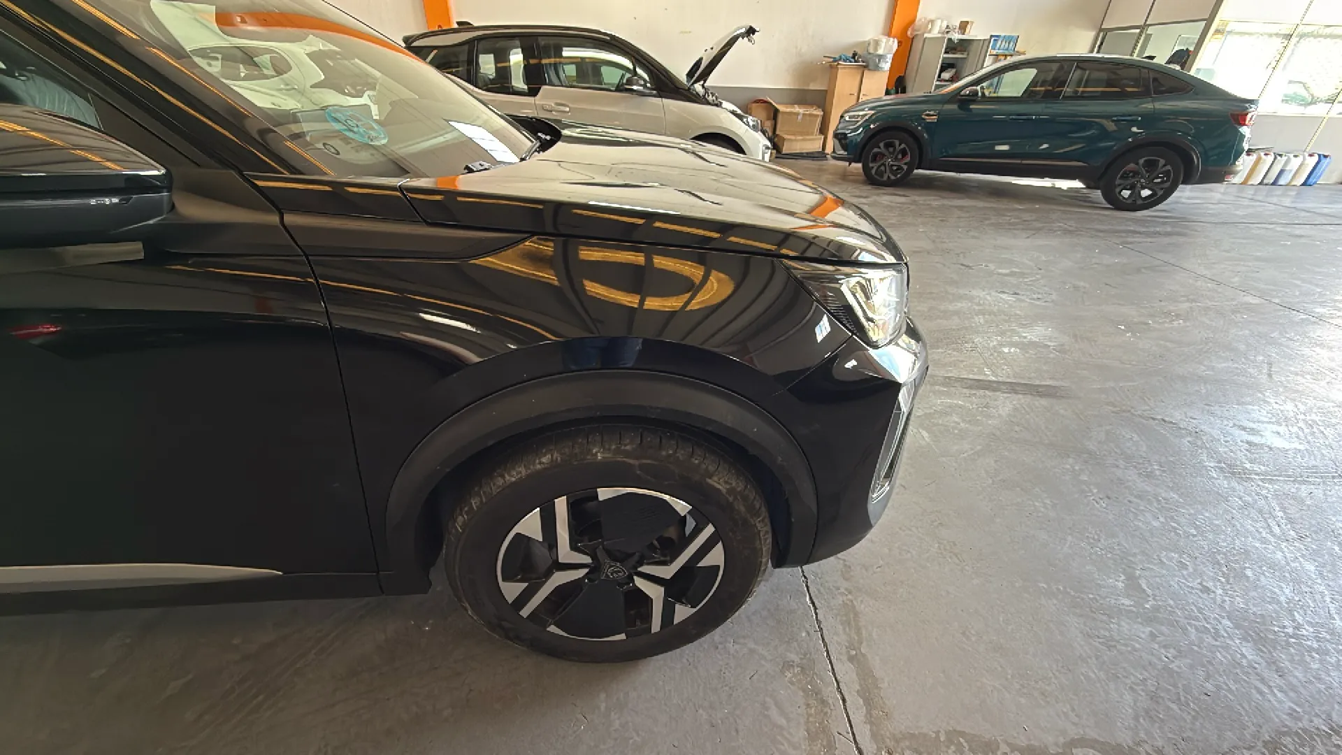 Peugeot 2008 Active Pack PureTech 100 - foto 17