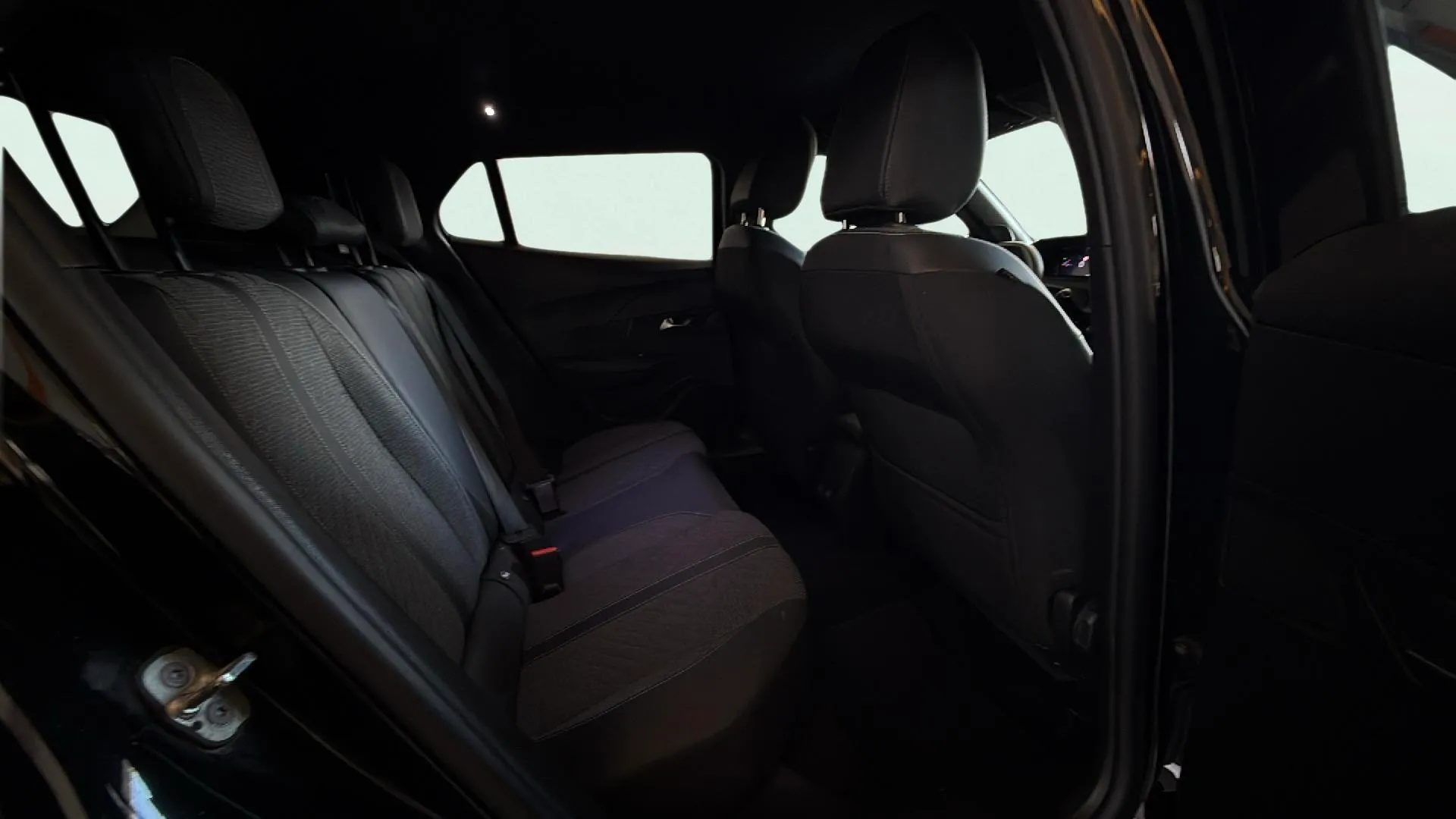 Peugeot 2008 Active Pack PureTech 100 - foto 13