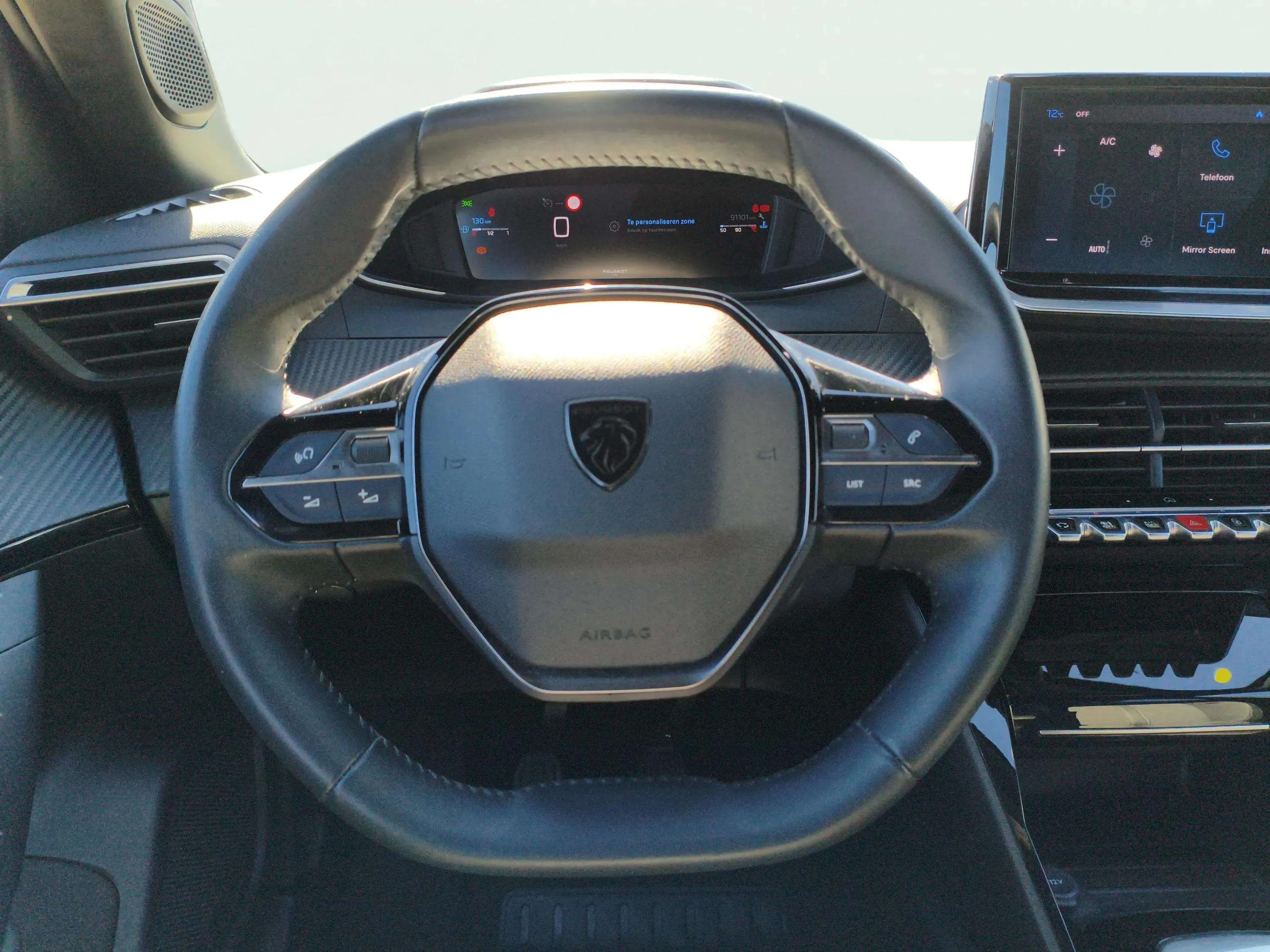 Peugeot 2008 Allure Pack PureTech 100 - foto 11