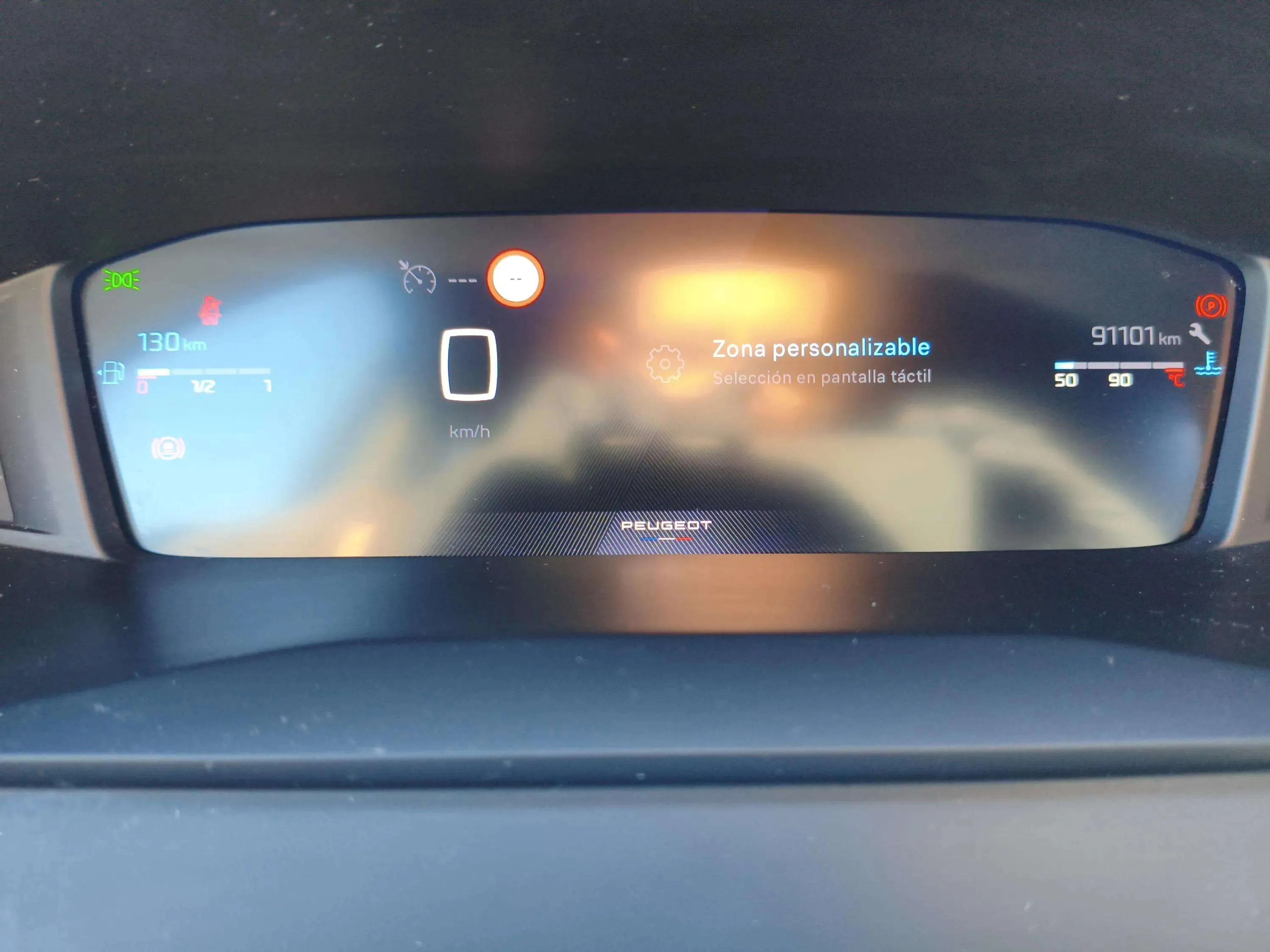 Peugeot 2008 Allure Pack PureTech 100 - foto 14