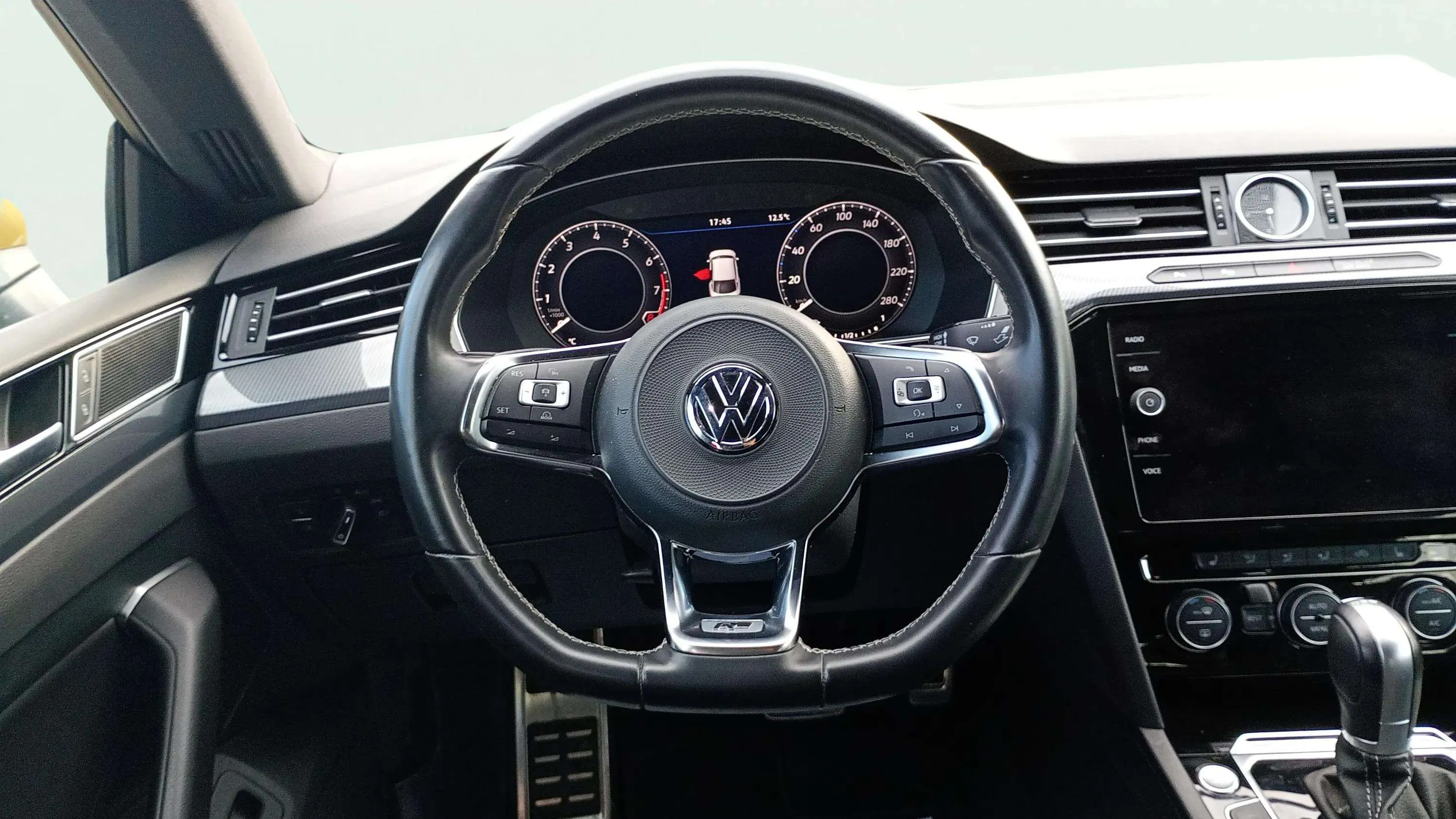 Volkswagen Arteon 2.0 TSI DSG - foto 11