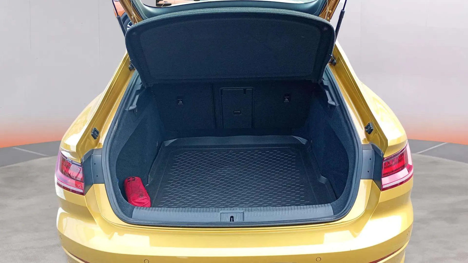 Volkswagen Arteon 2.0 TSI DSG - foto 9