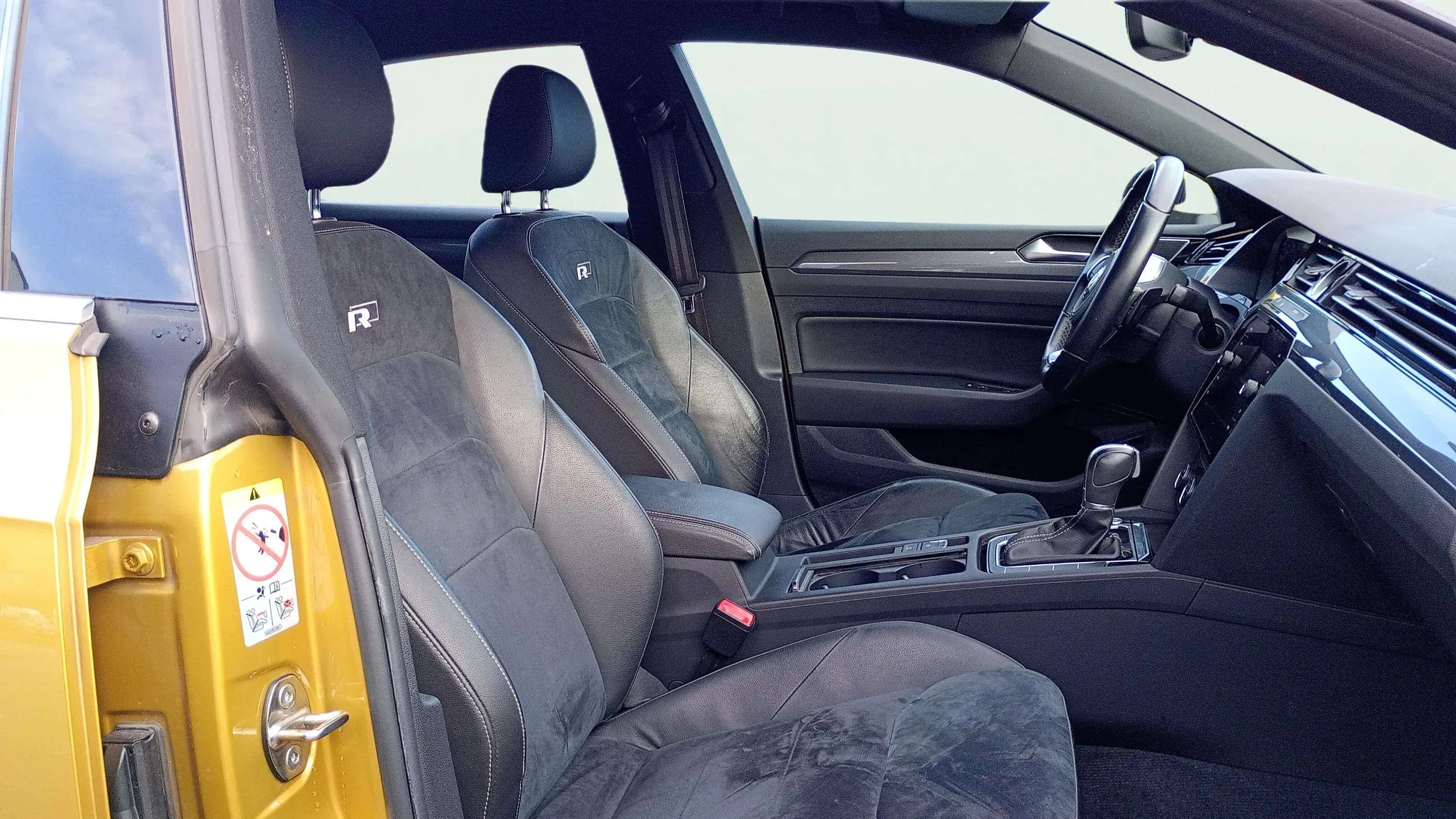 Volkswagen Arteon 2.0 TSI DSG - foto 16