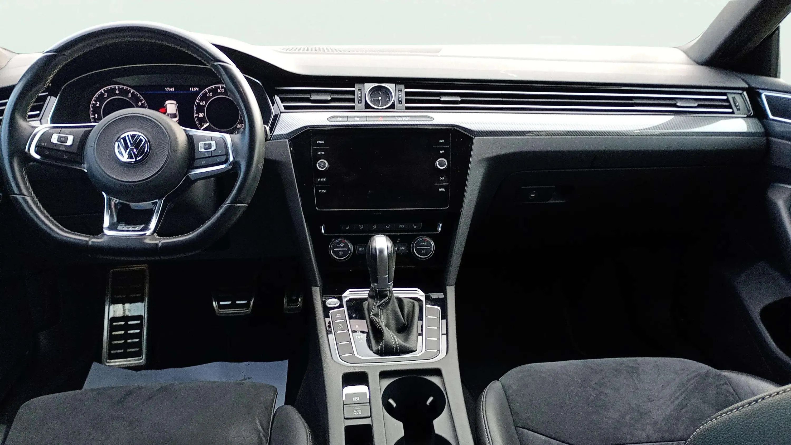 Volkswagen Arteon 2.0 TSI DSG - foto 12