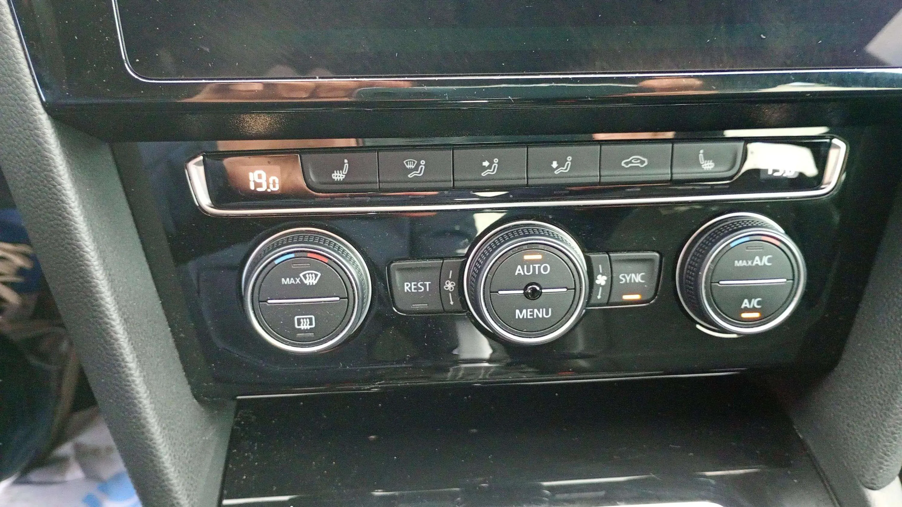 Volkswagen Arteon 2.0 TSI DSG - foto 15