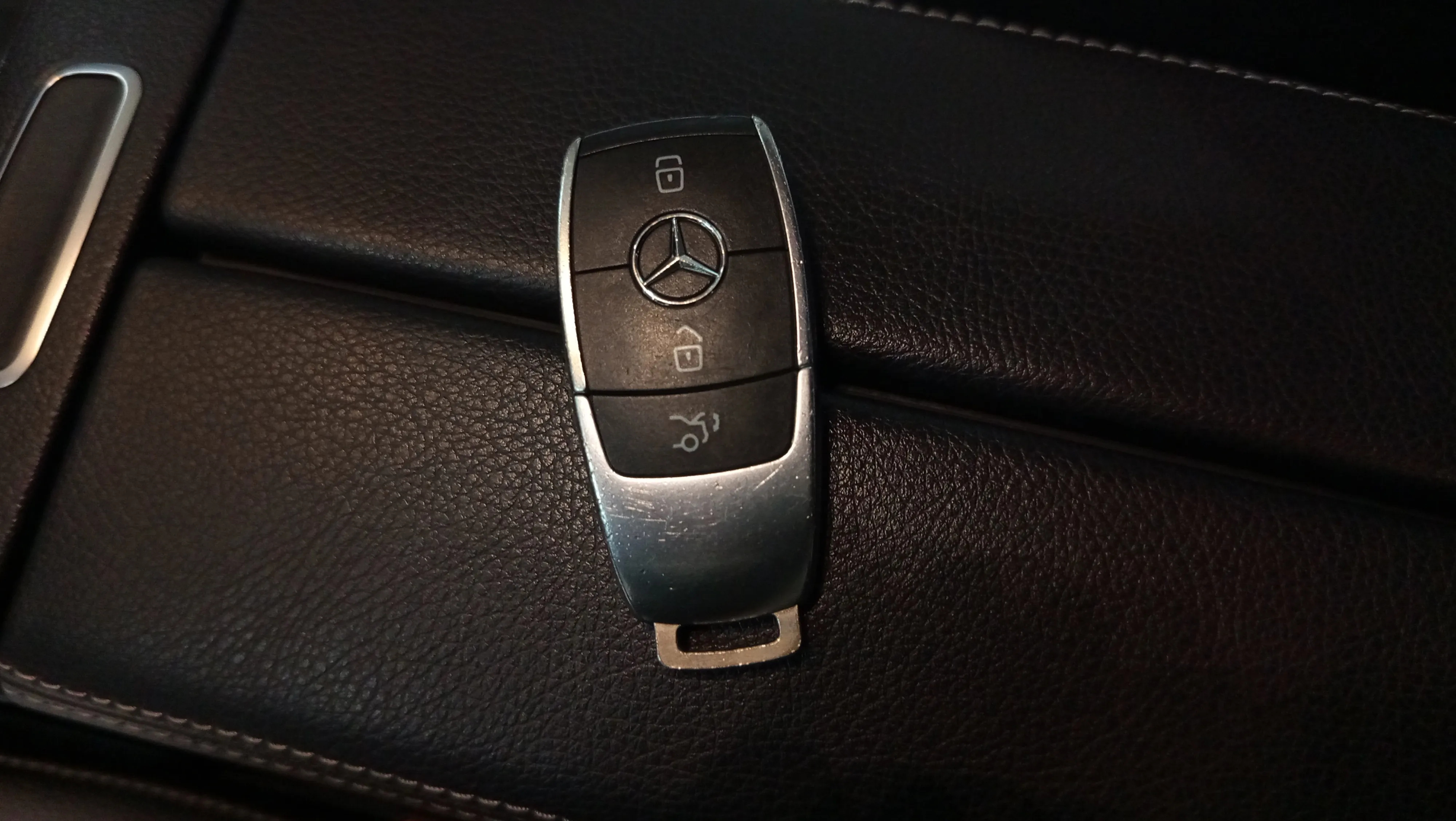 Mercedes-Benz GLB 2.0 GLB 200 D 4MATIC DCT - foto 29