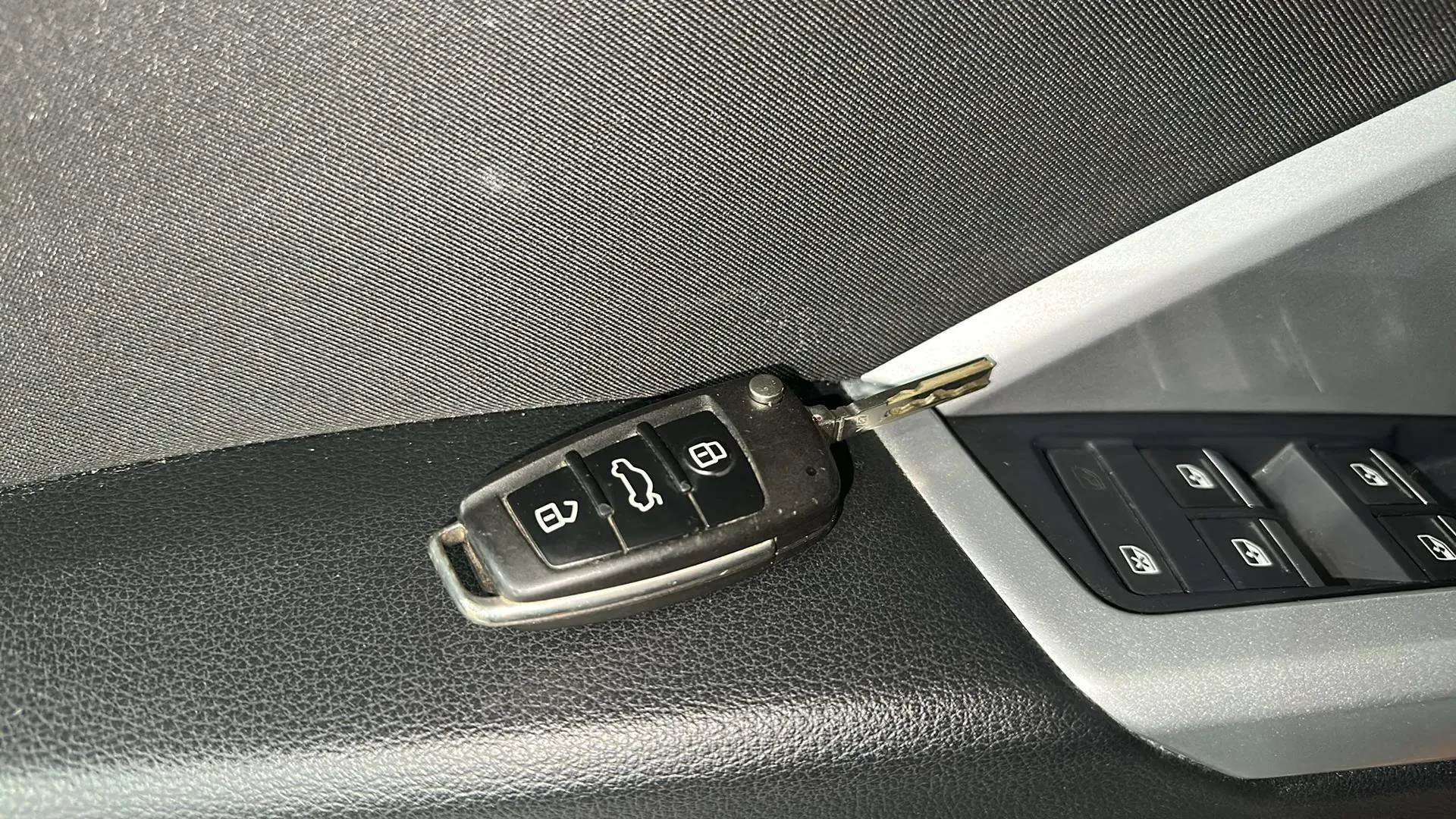 Audi Q3 35 TDI S tronic - foto 14