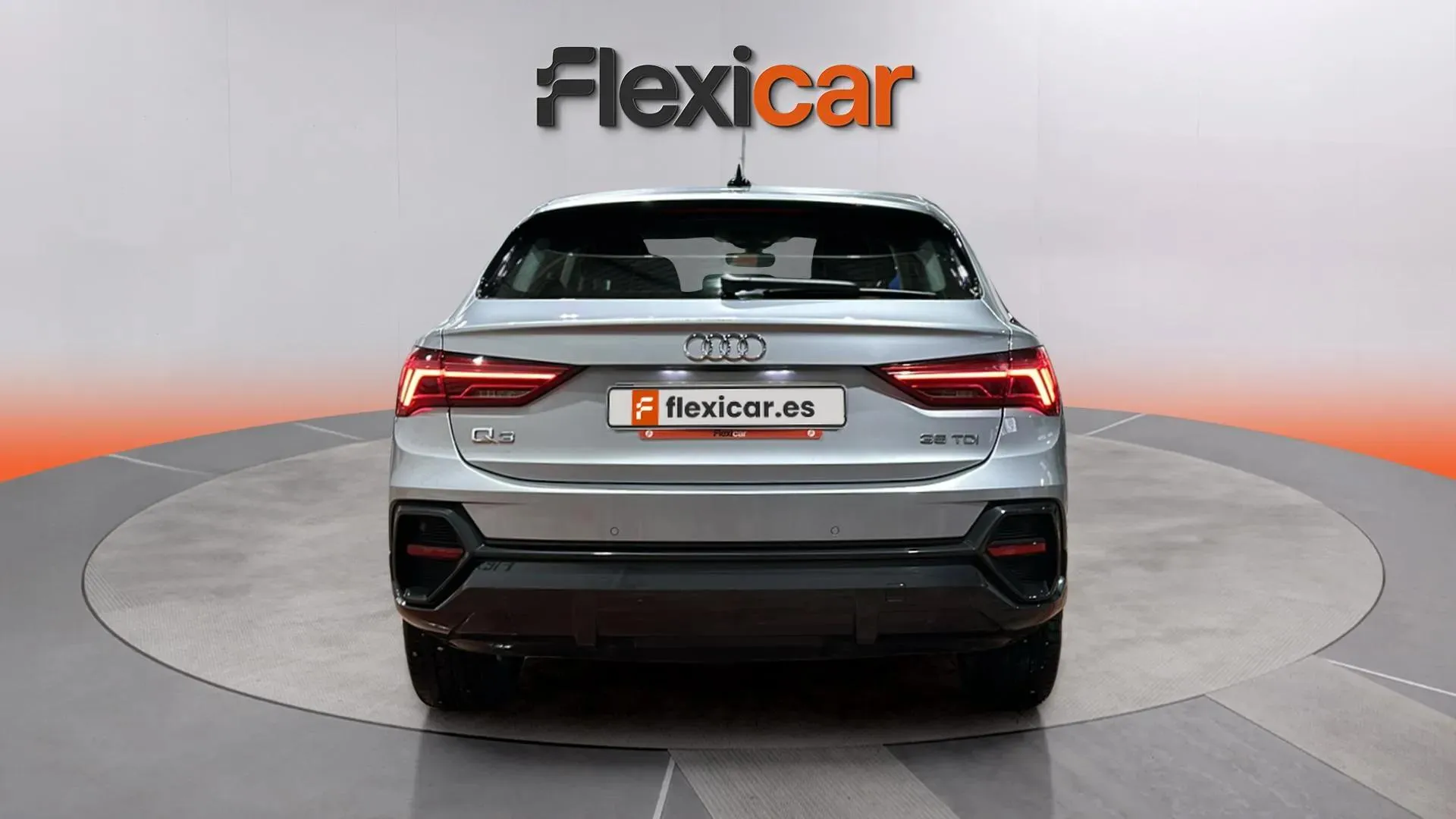 Audi Q3 35 TDI S tronic - foto 4
