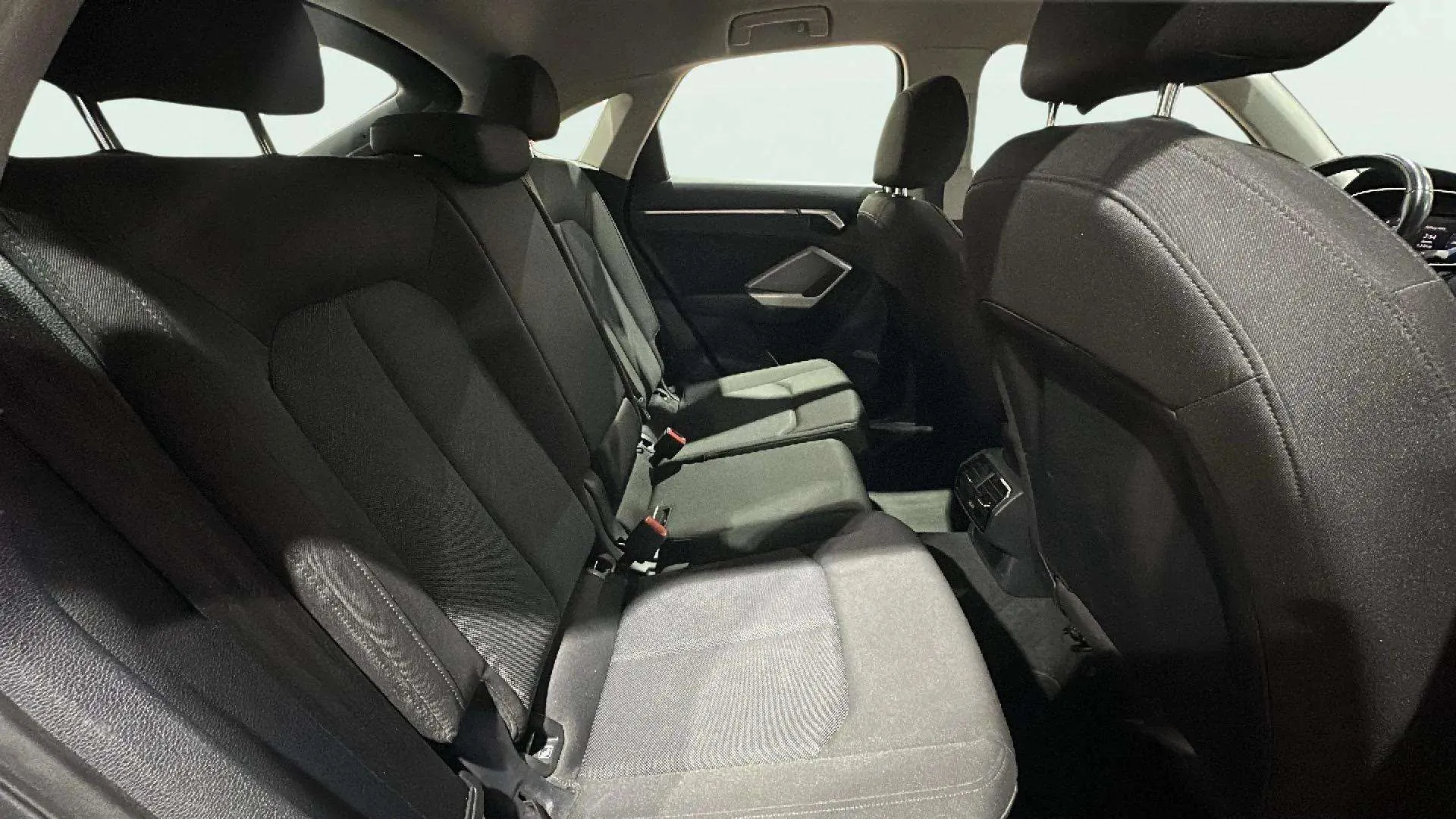 Audi Q3 35 TDI S tronic - foto 11