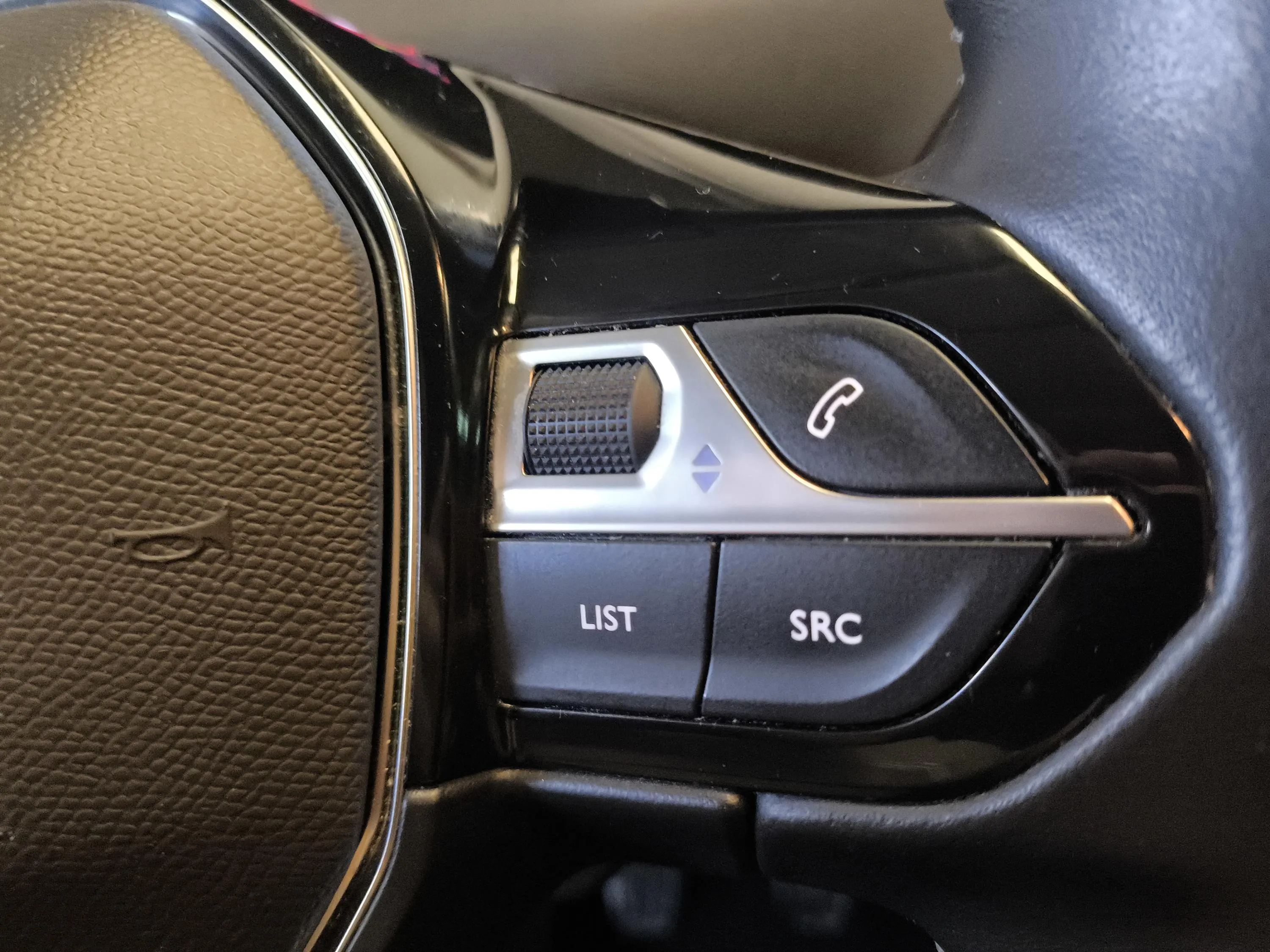 Peugeot 3008 1.5 BlueHDi Active - foto 27
