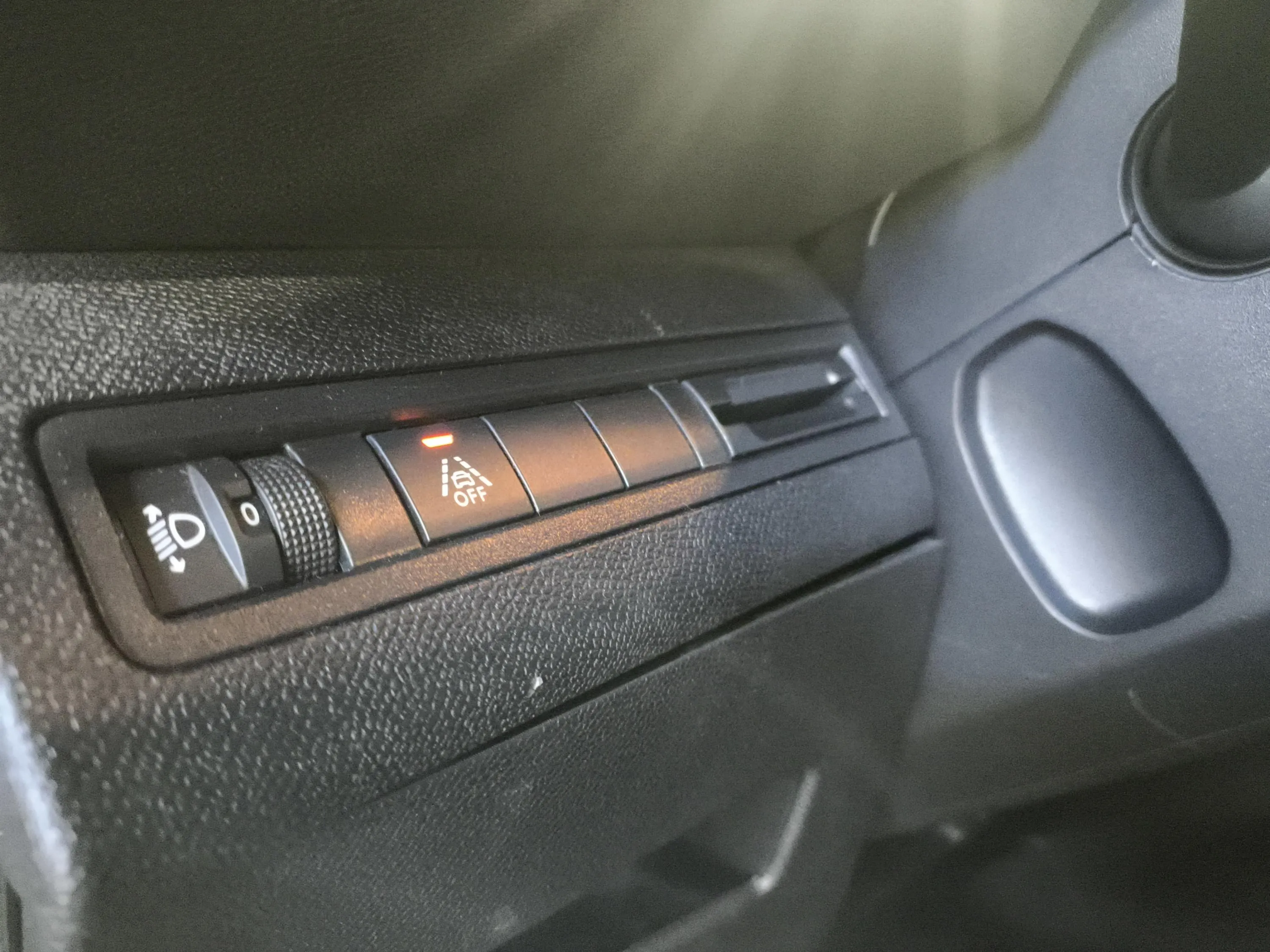 Peugeot 3008 1.5 BlueHDi Active - foto 28