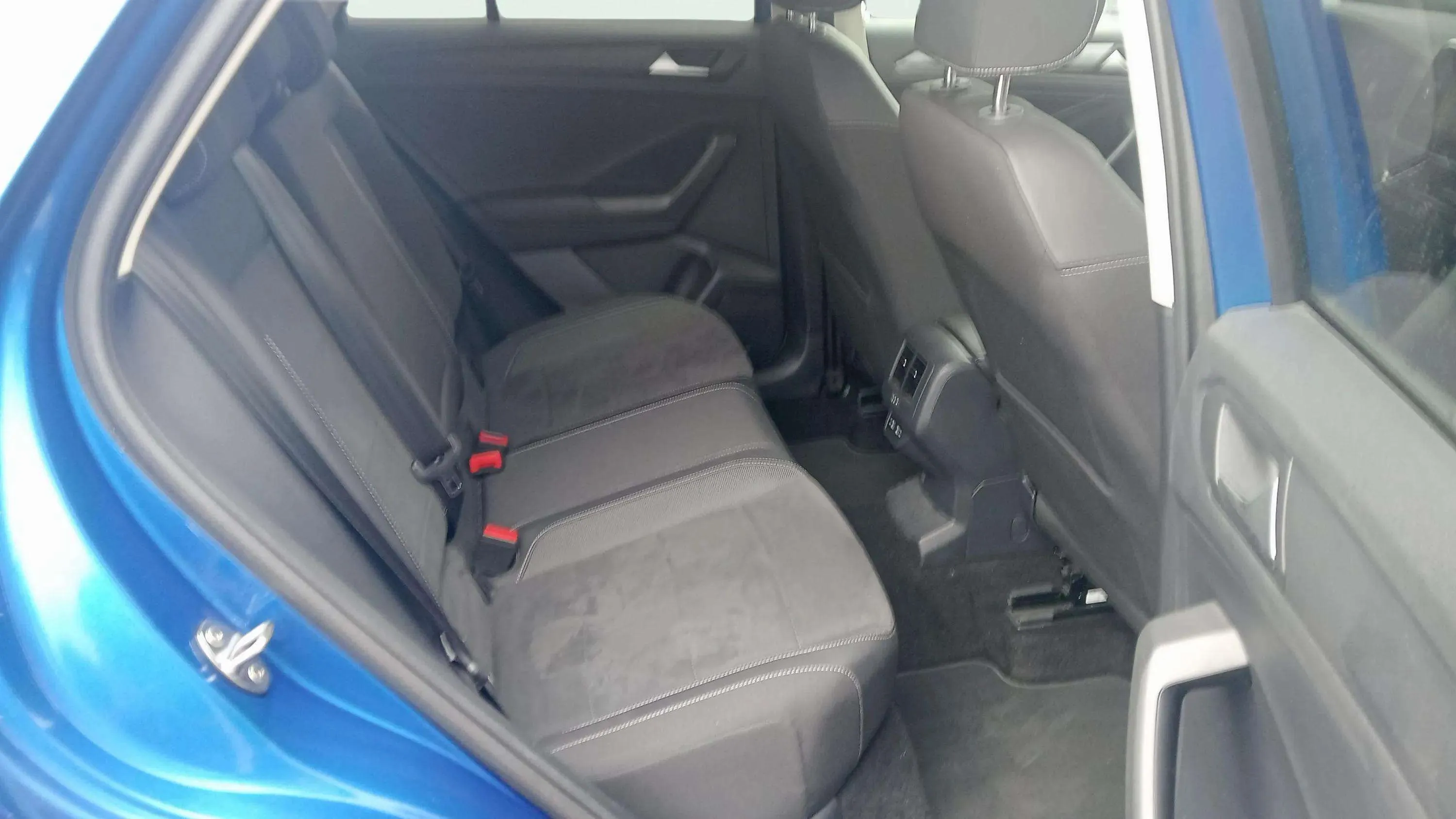 Volkswagen T-Roc Advance Style 1.5 TSI DSG - foto 20